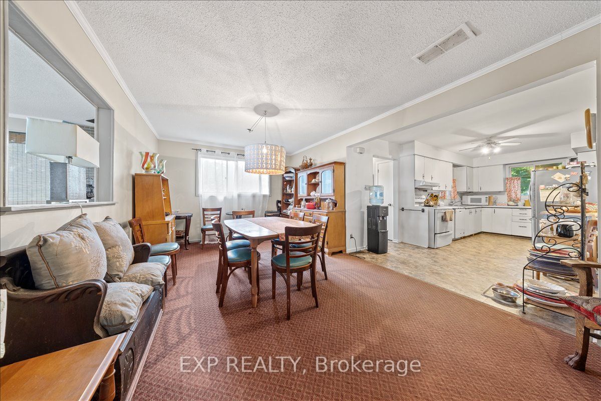 488 Bayview Drive Property Photo 6