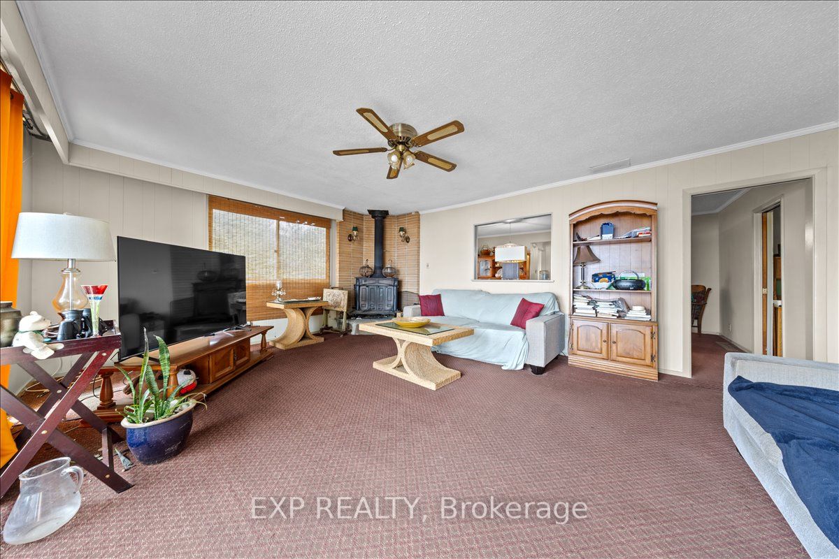 488 Bayview Drive Property Photo 10