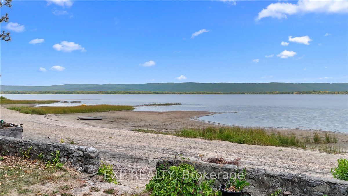 488 Bayview Drive Property Photo 31