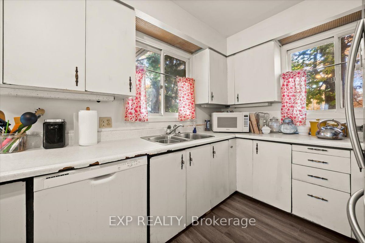 488 Bayview Drive Property Photo 42