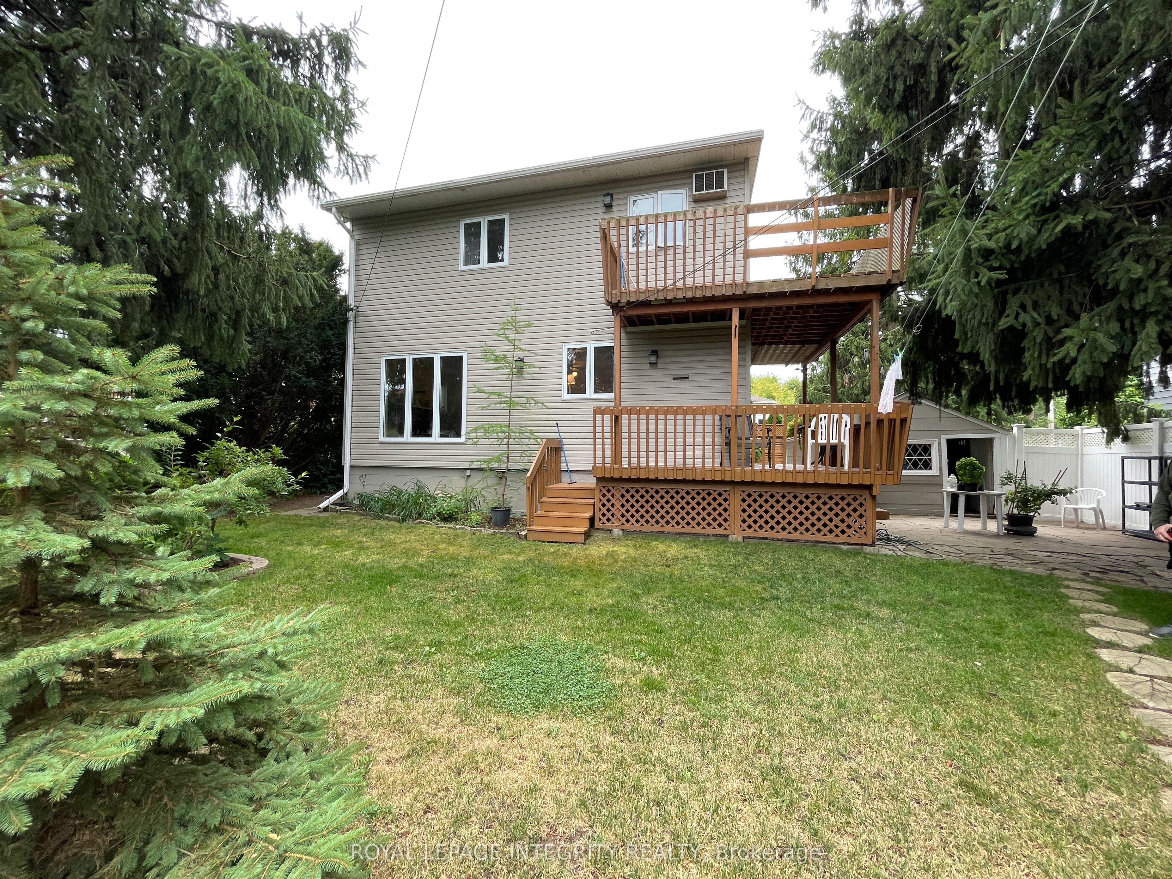 465 Guy Street Property Photo 6