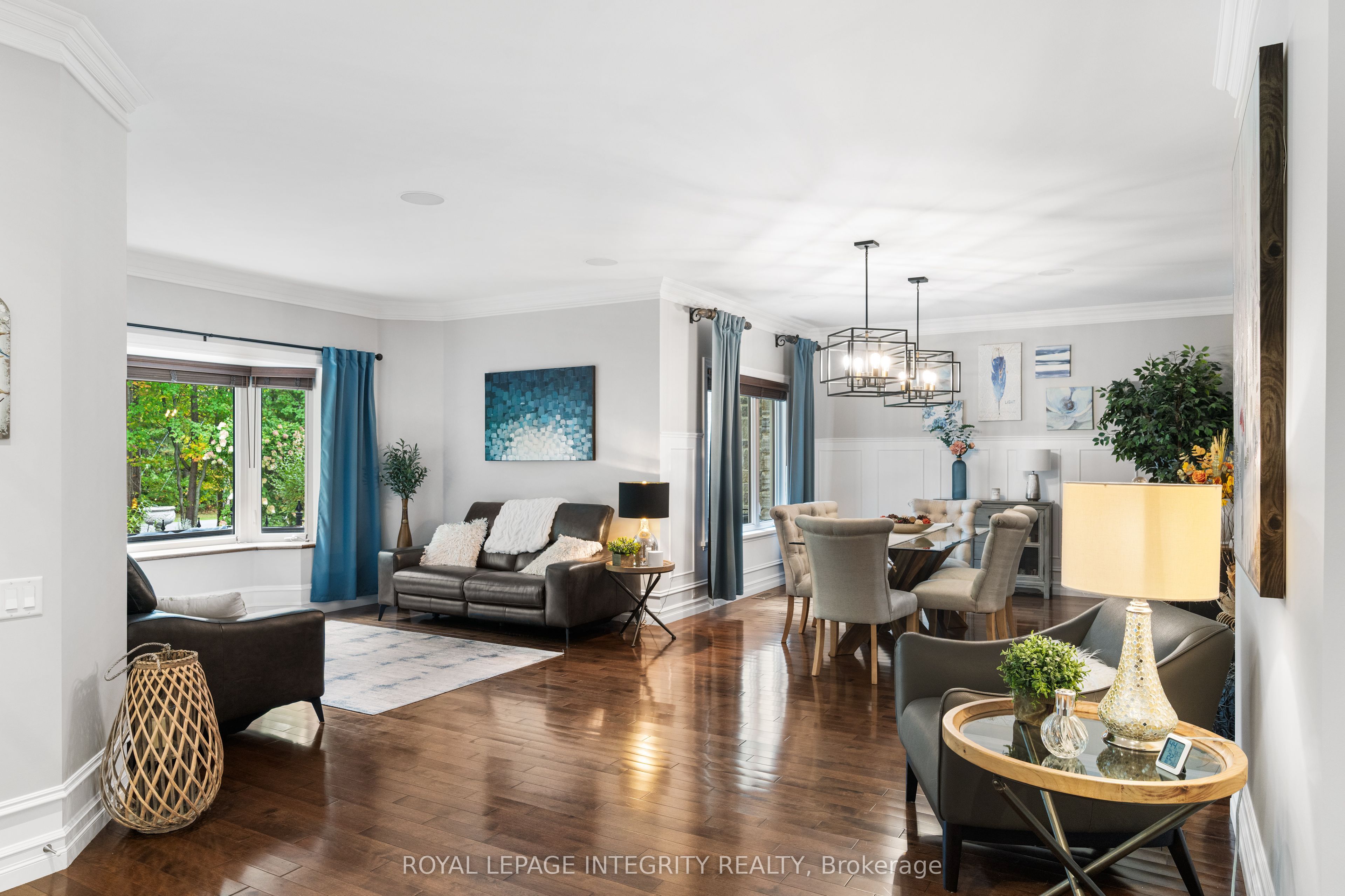 25 Marie-eve Street E Property Photo 8