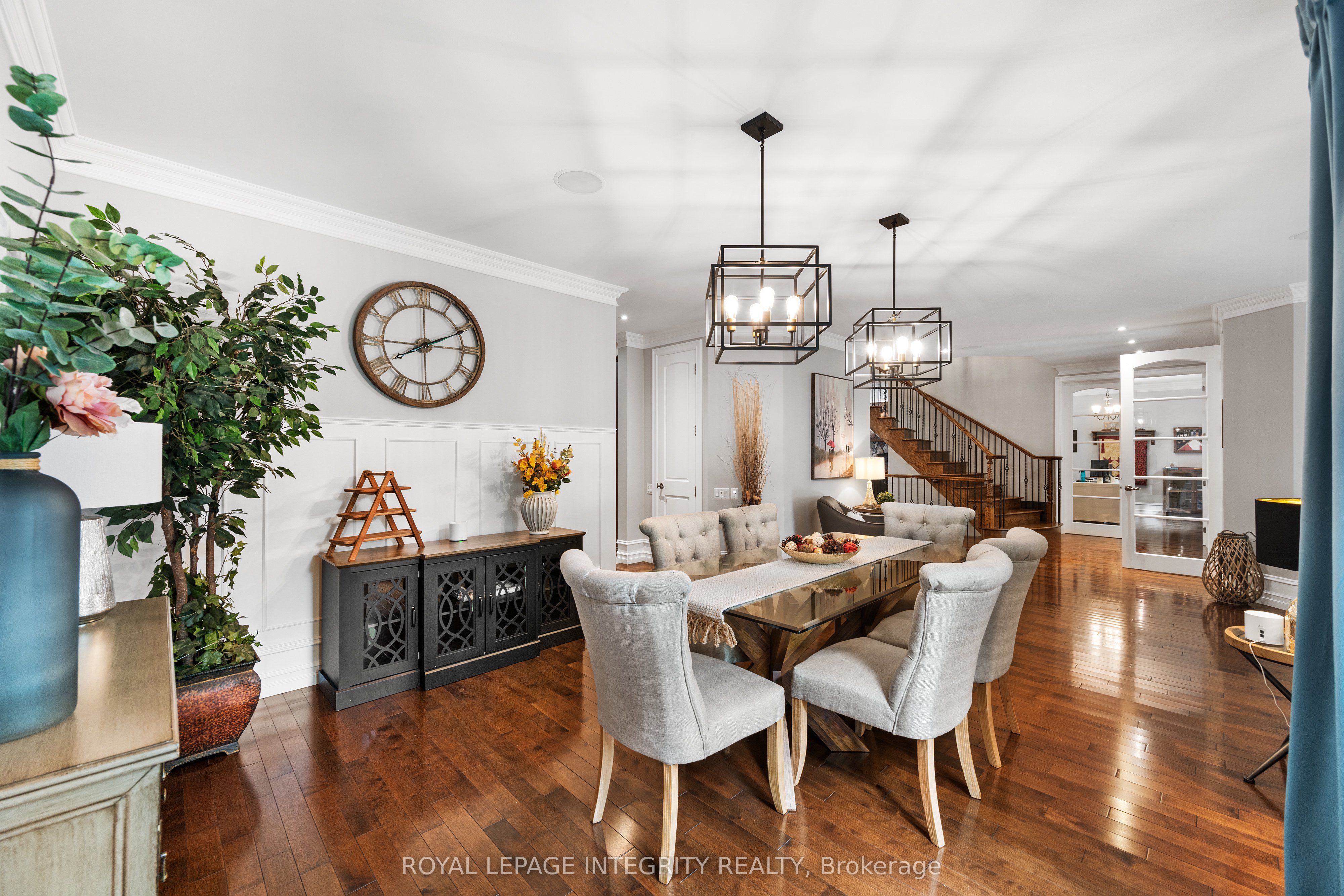 25 Marie-eve Street E Property Photo 11