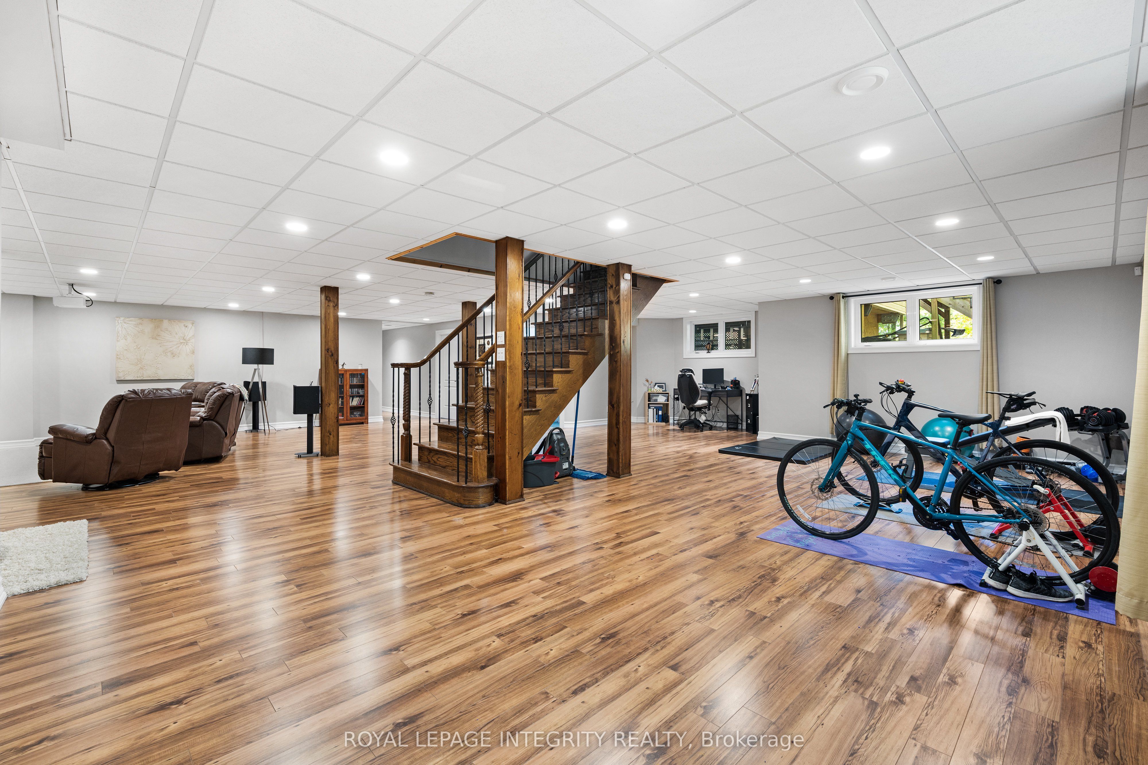 25 Marie-eve Street E Property Photo 33