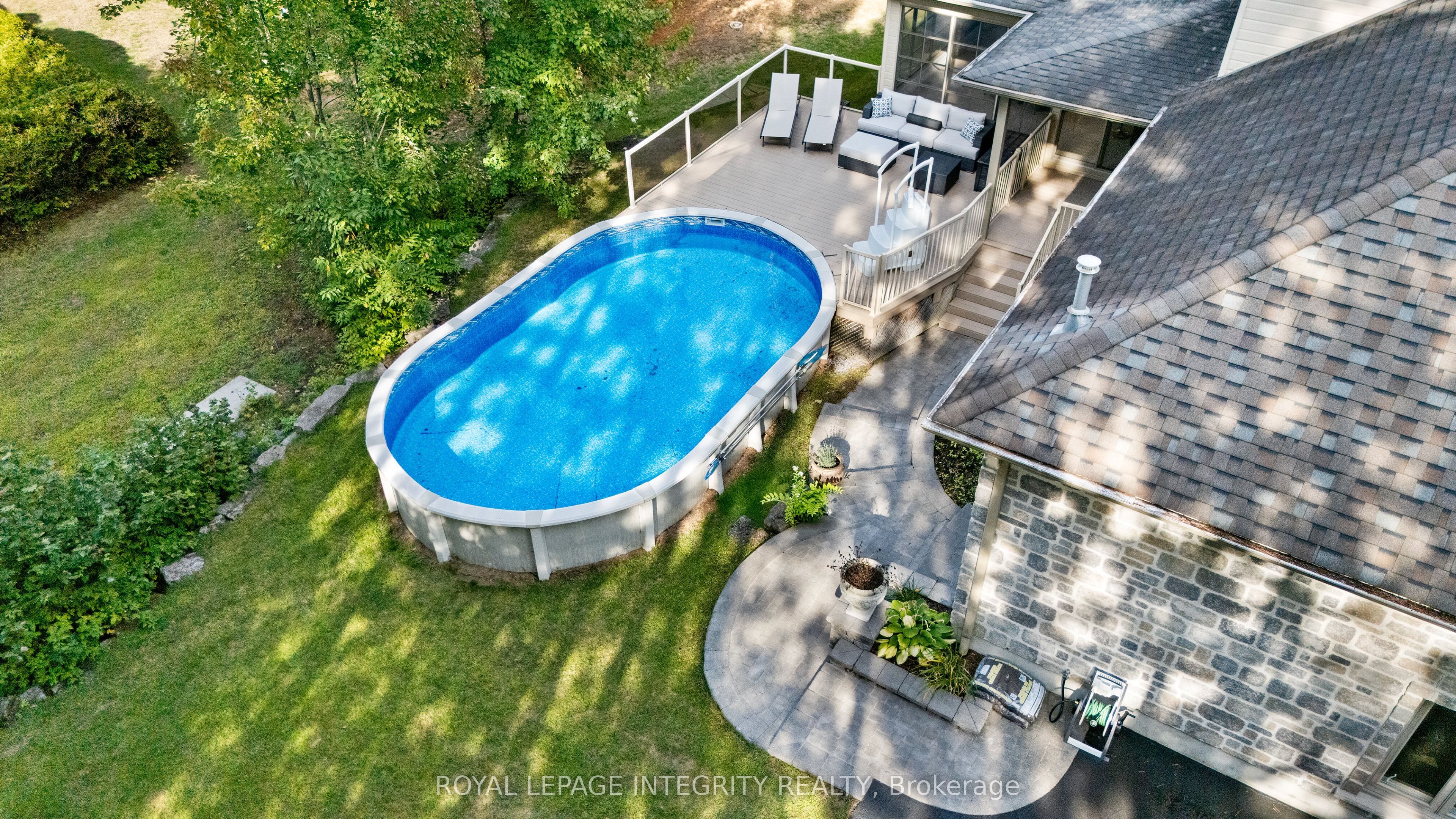 25 Marie-eve Street E Property Photo 37