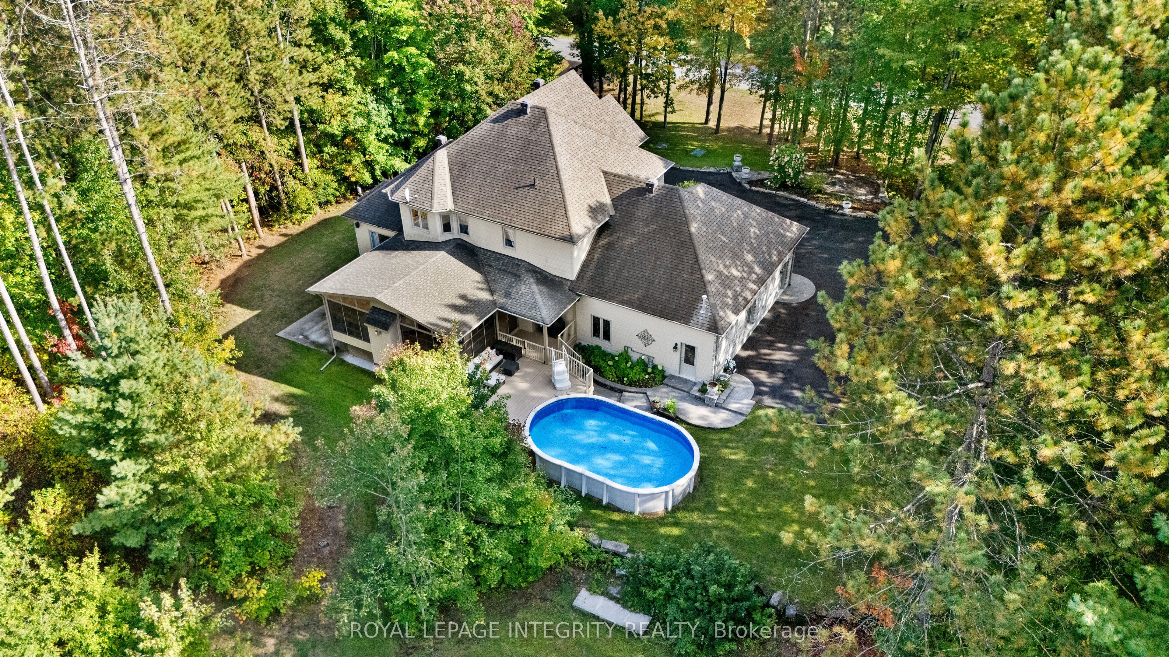 25 Marie-eve Street E Property Photo 43