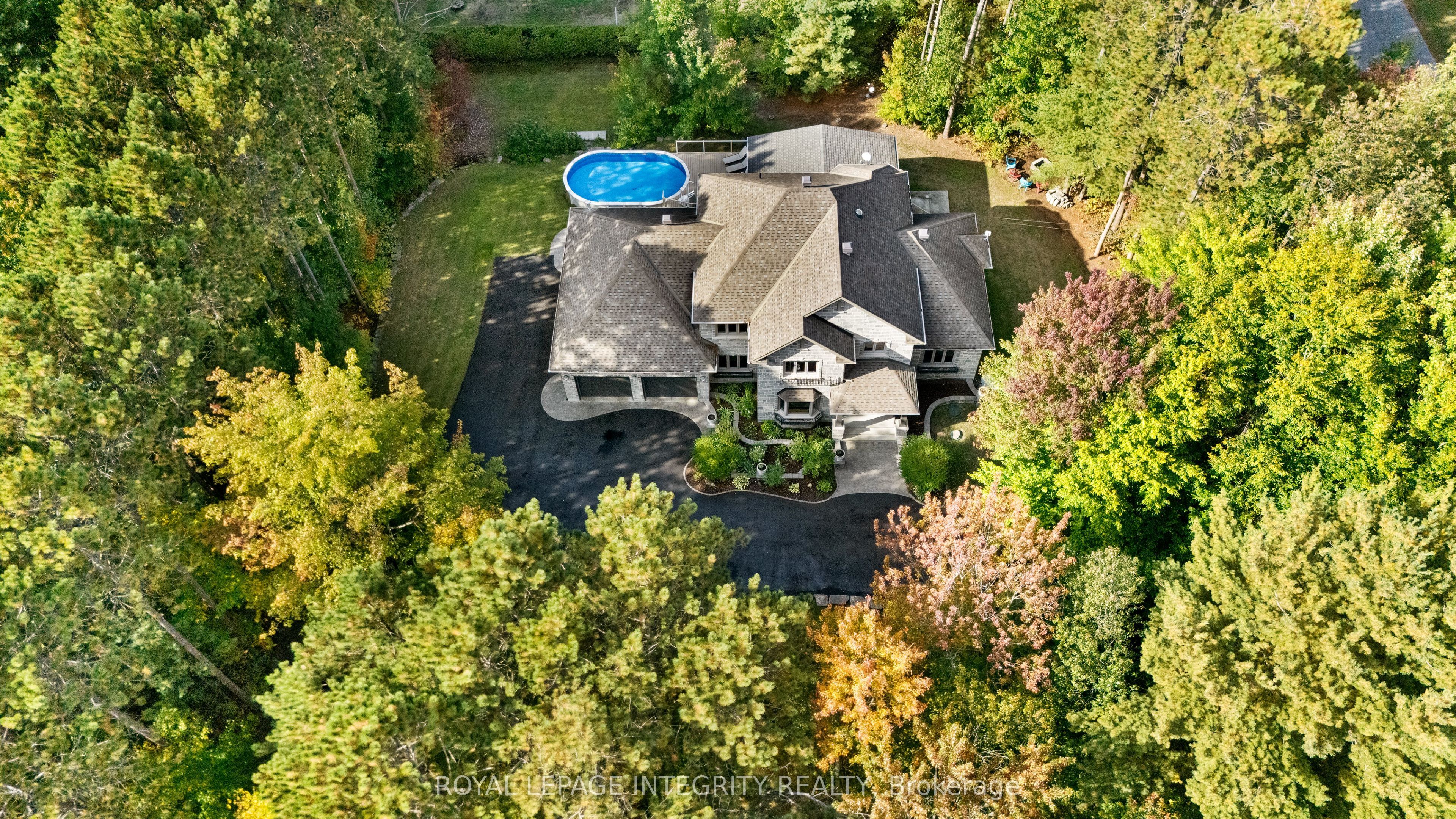 25 Marie-eve Street E Property Photo 44