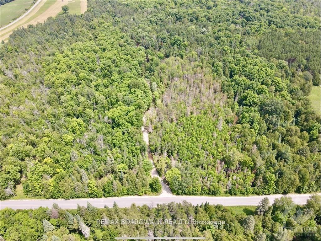 1385 Sheridan Rapids Road Property Photo 3