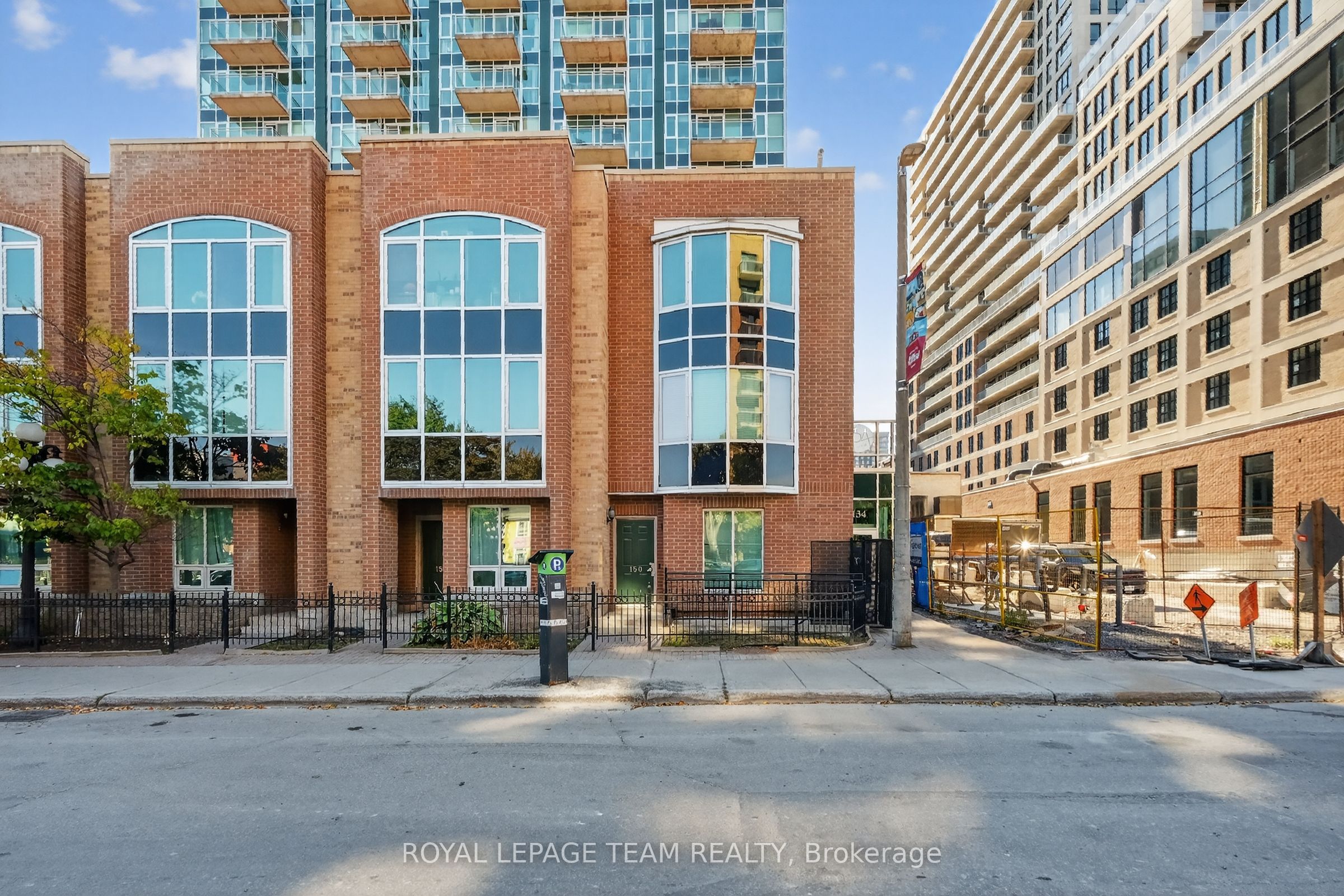 150 York Street 3A Property Photo 1