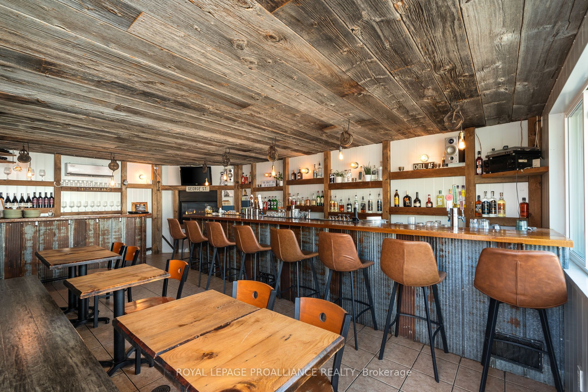 67 Orange St Property Photo 6