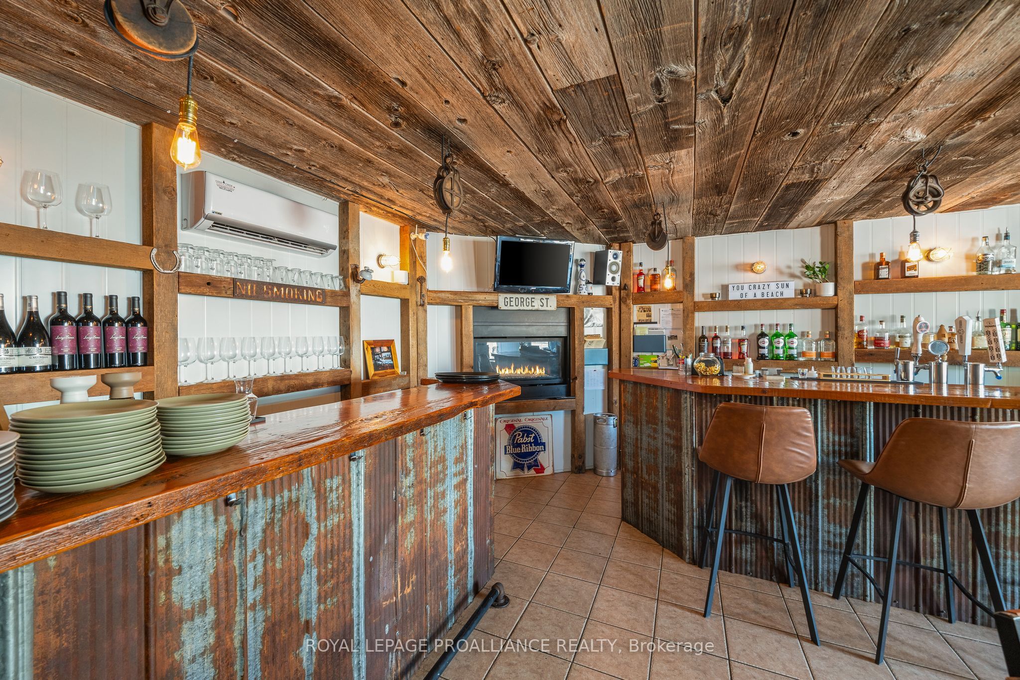 67 Orange St Property Photo 9