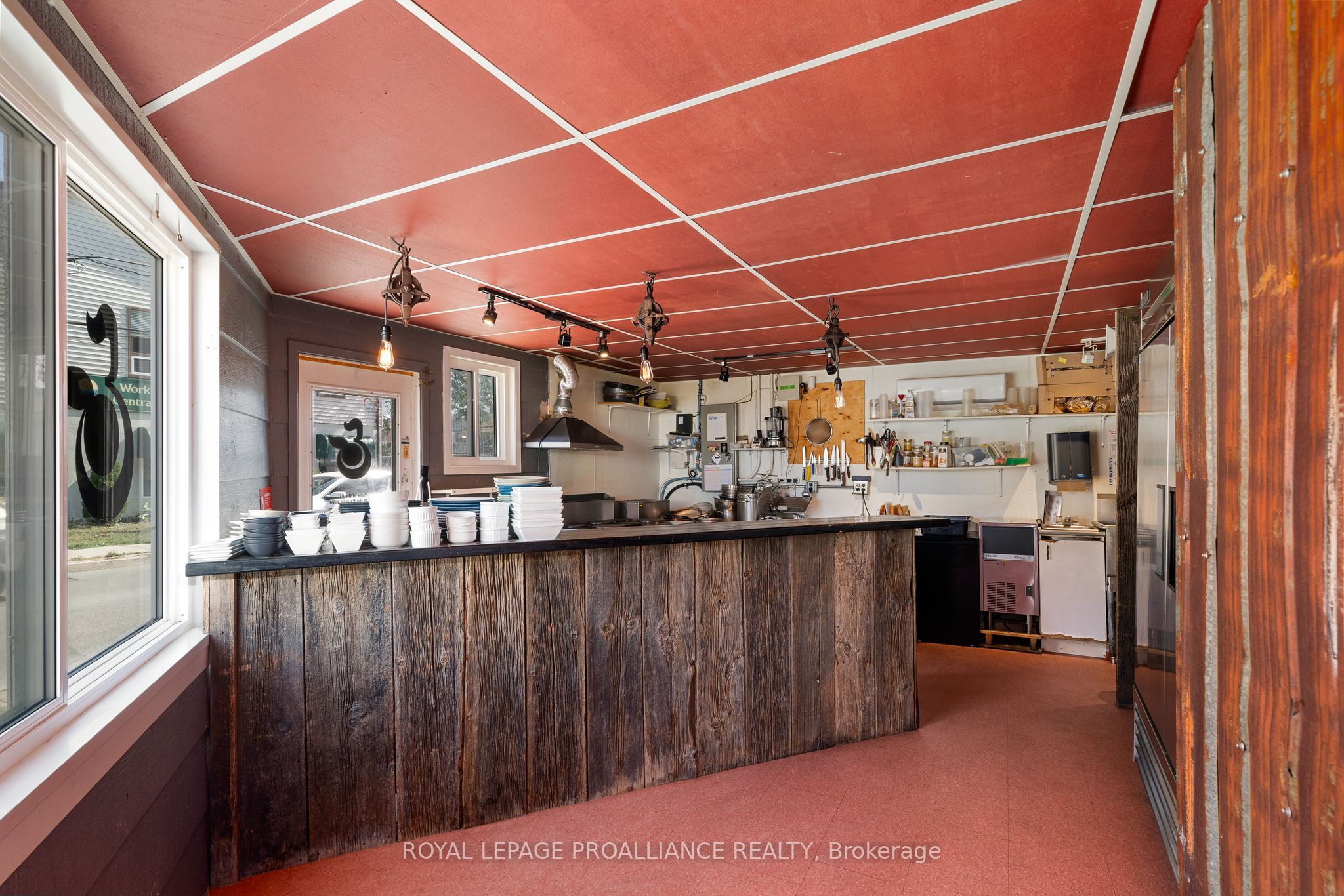 67 Orange St Property Photo 15