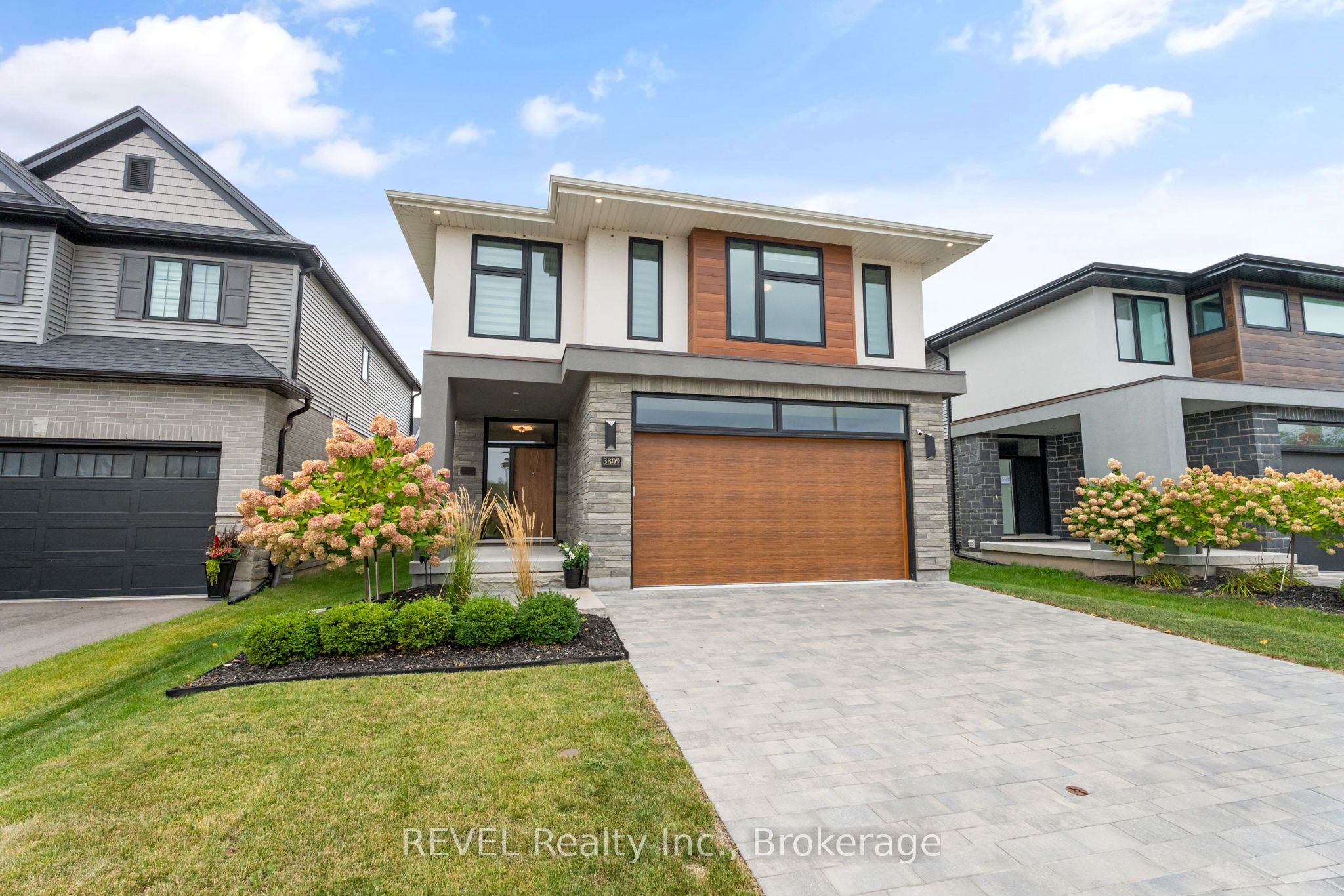 3809 Simpson Lane Property Photo