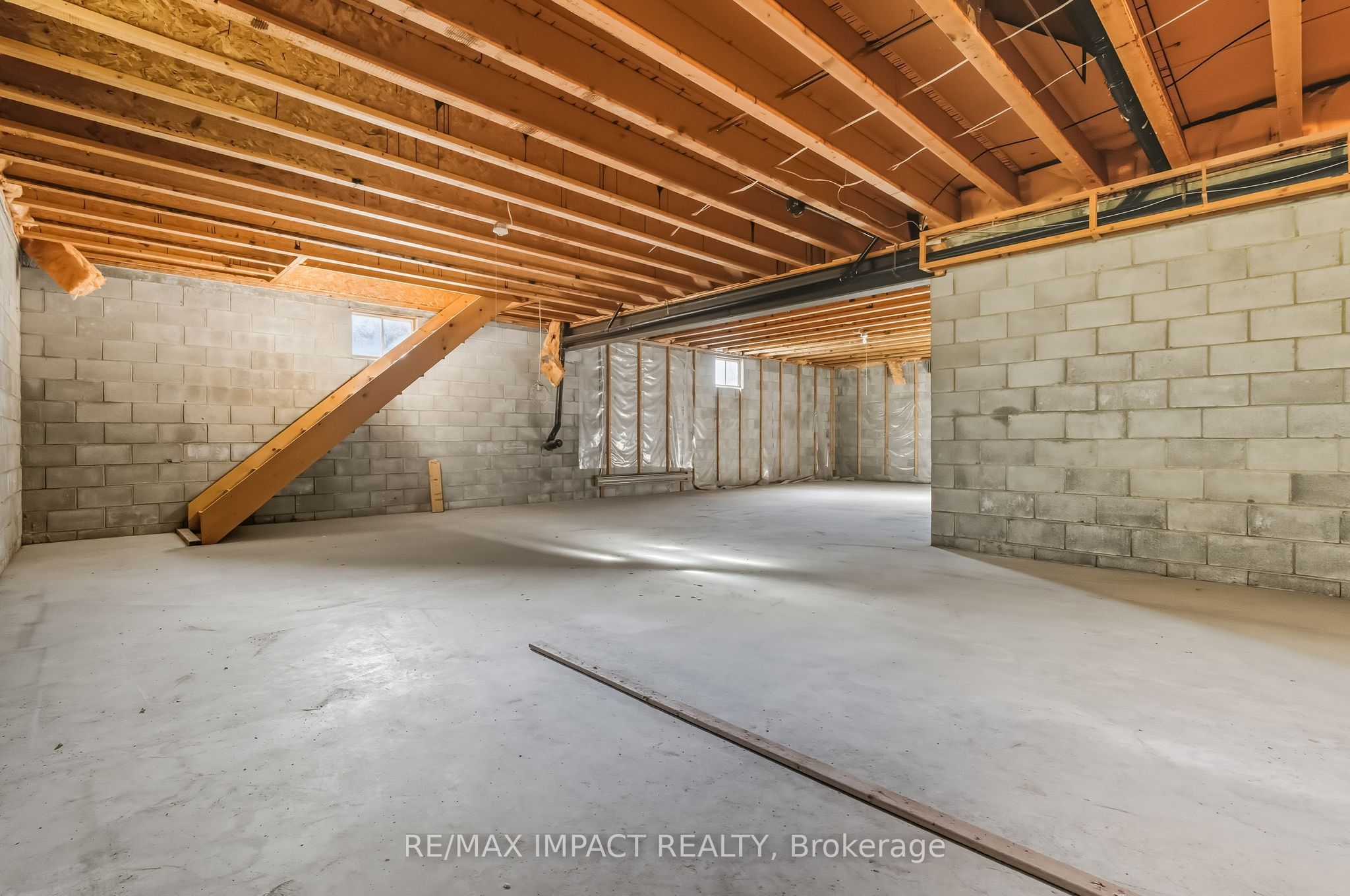 1530 10 Line W Property Photo 27