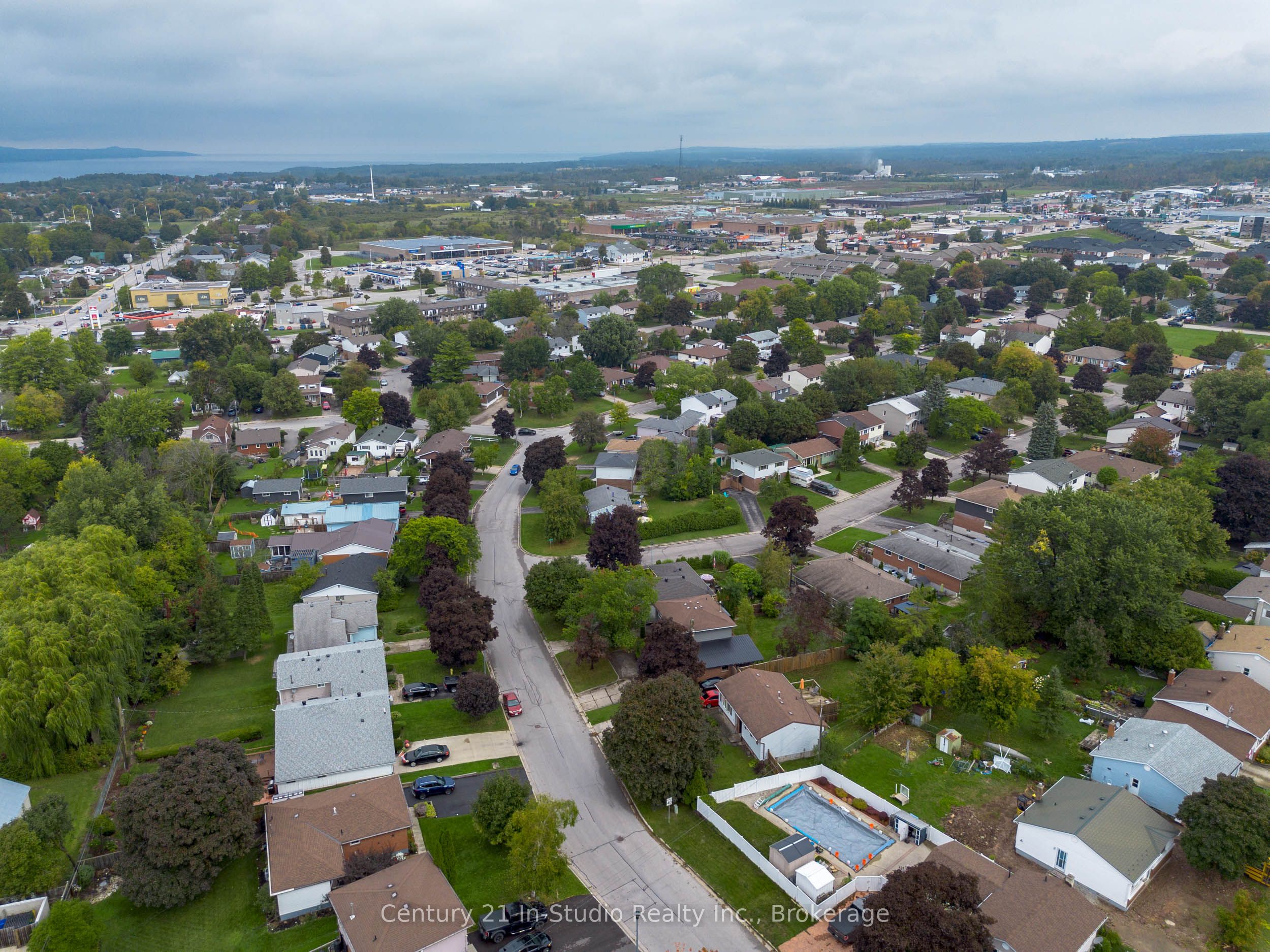 1065 10th Avenue E Property Photo 10