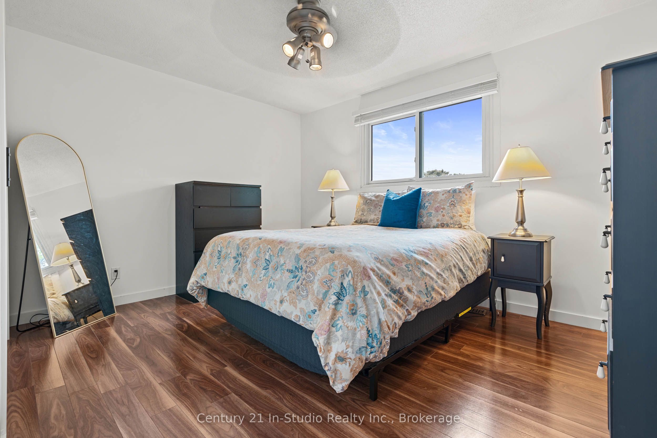 1065 10th Avenue E Property Photo 30