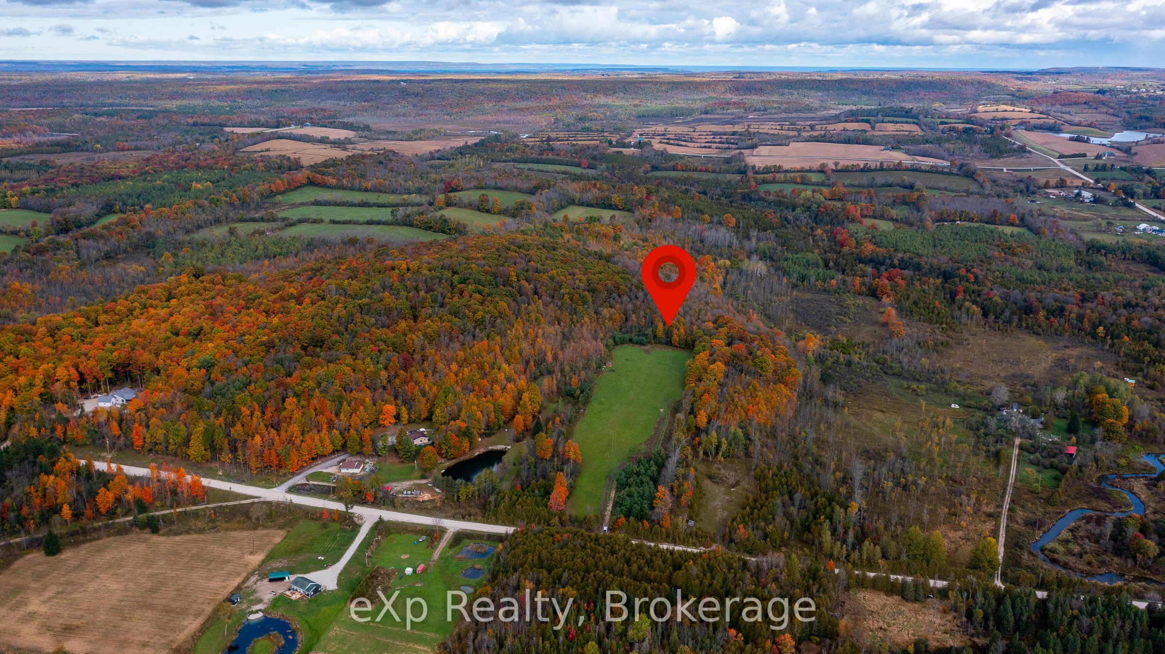 084482 6 Side Road Property Photo 21