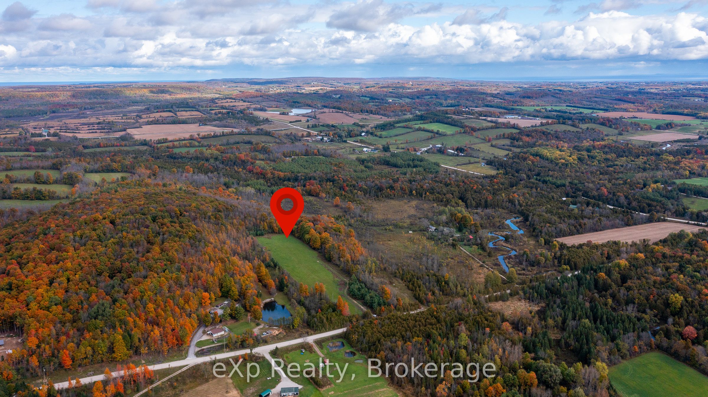 084482 6 Side Road Property Photo 22