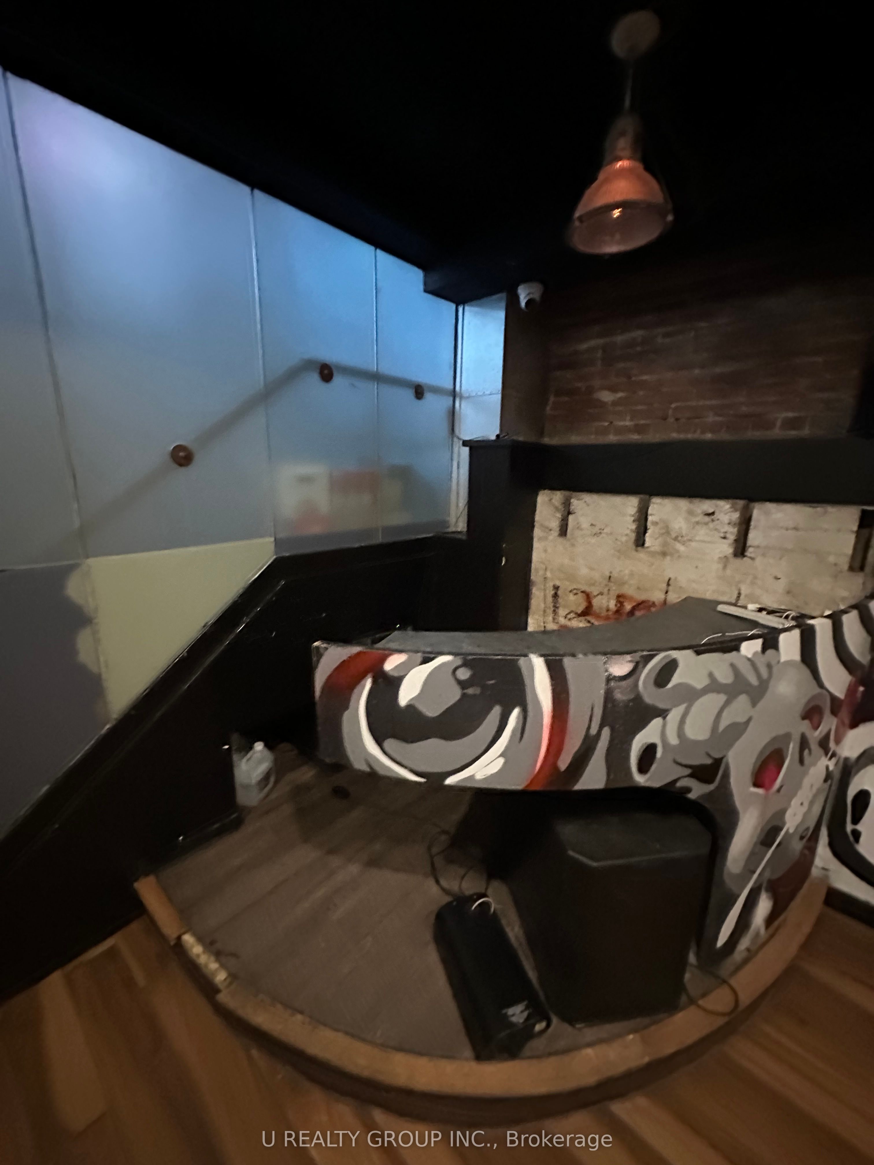 56 Byward Market Square Property Photo 3