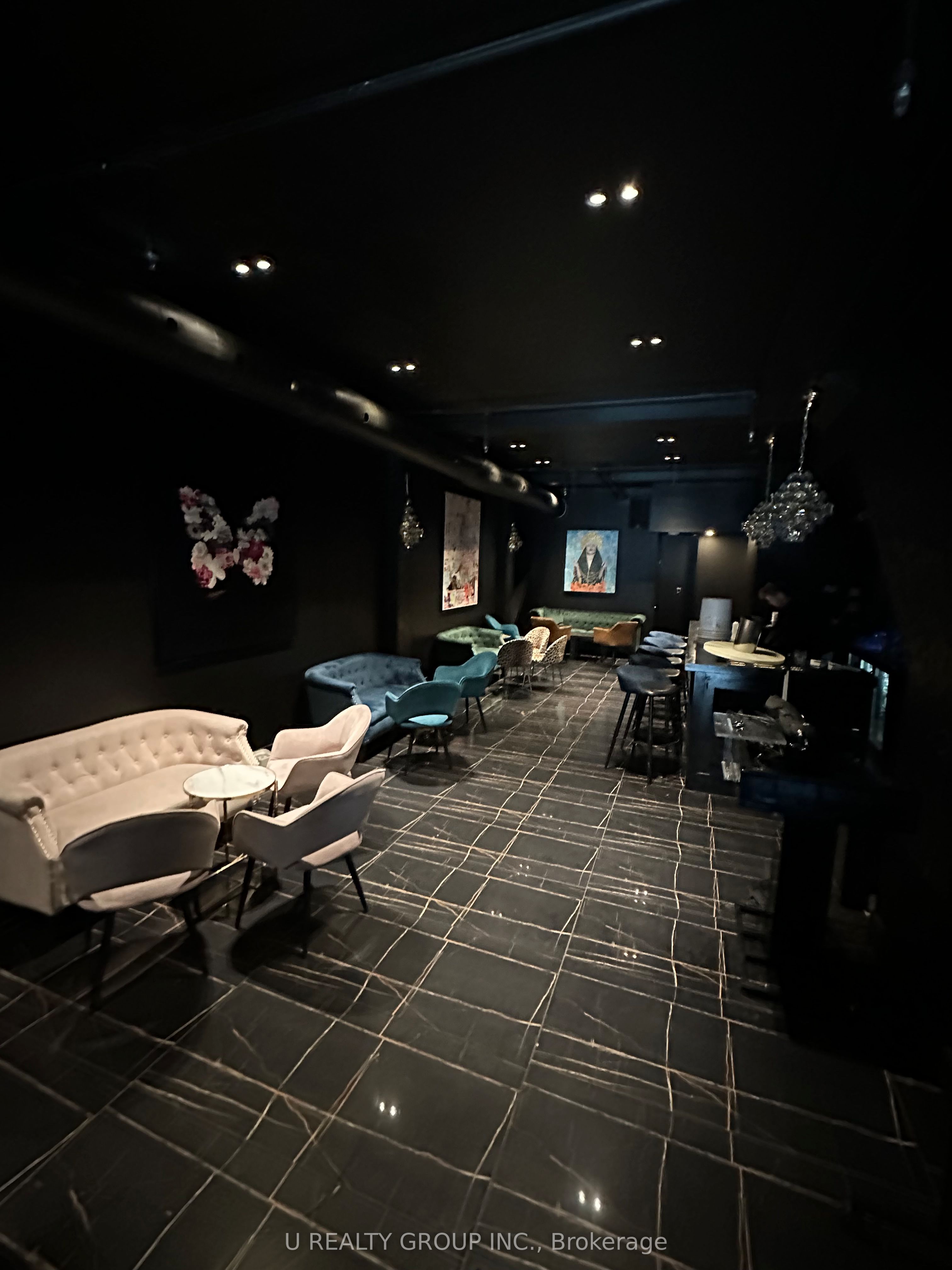 56 Byward Market Square Property Photo 4