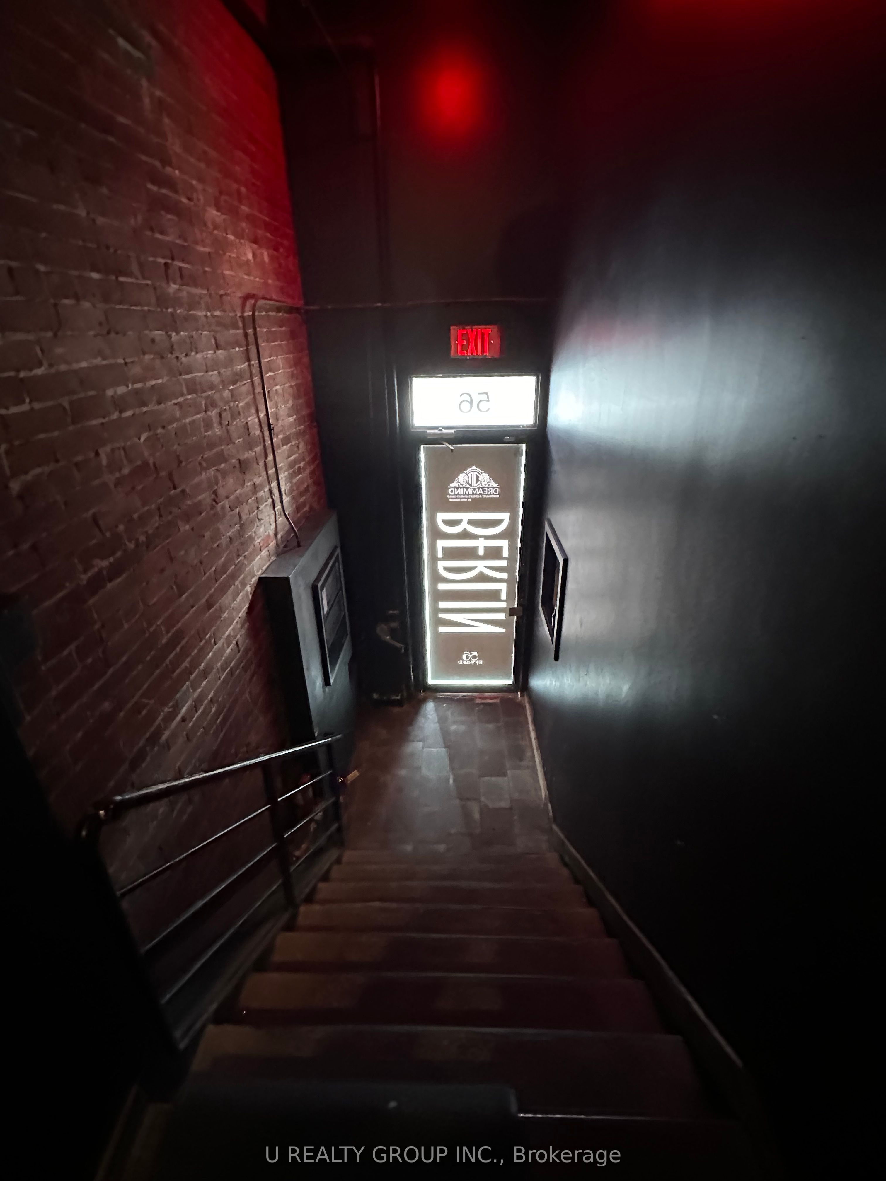 56 Byward Market Square Property Photo 5