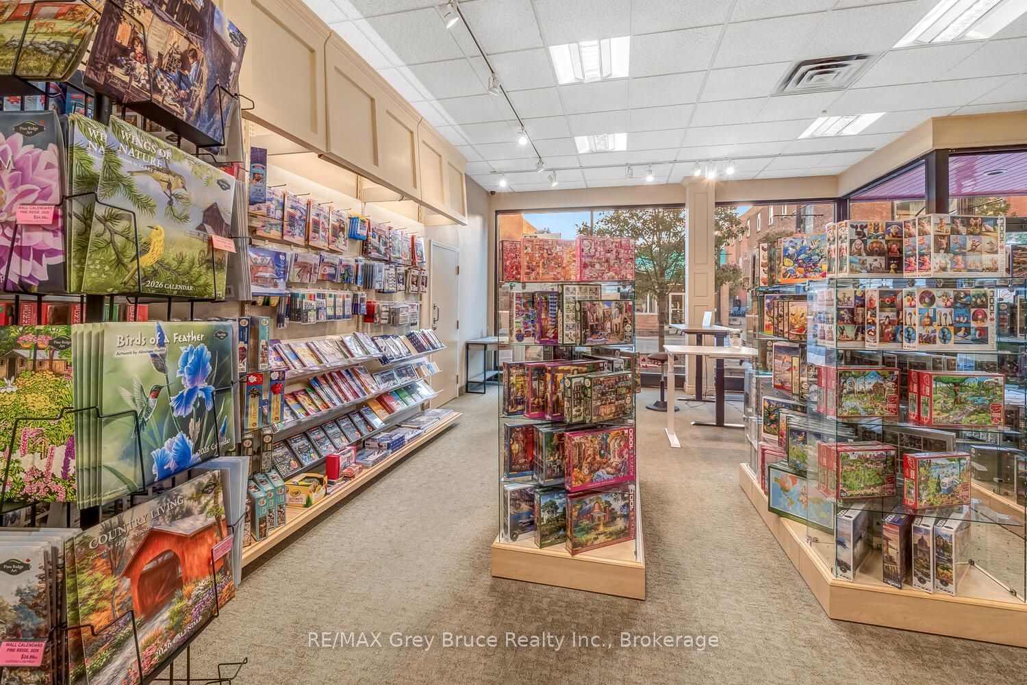 958 2nd Avenue E Property Photo 16