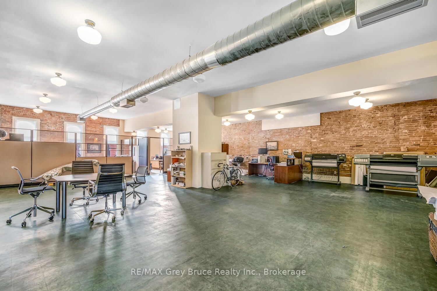 958 2nd Avenue E Property Photo 27