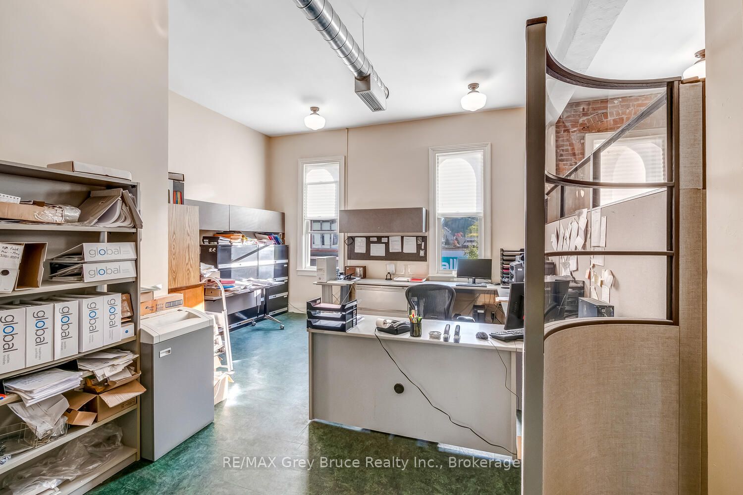 958 2nd Avenue E Property Photo 30