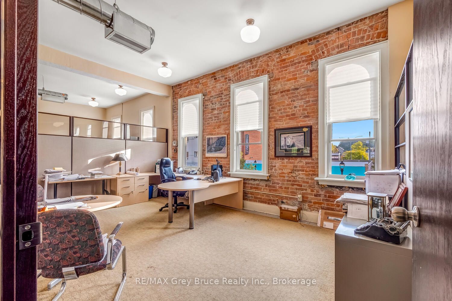 958 2nd Avenue E Property Photo 31