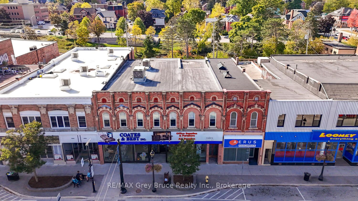 958 2nd Avenue E Property Photo 36