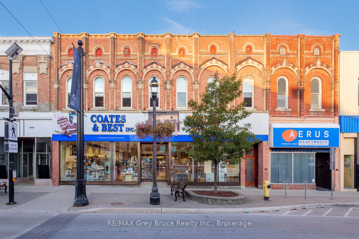 958 2nd Avenue E Property Photo 38