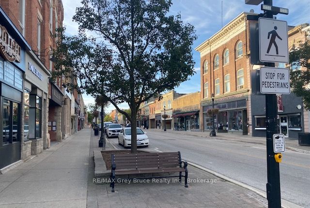 958 2nd Avenue E Property Photo 41