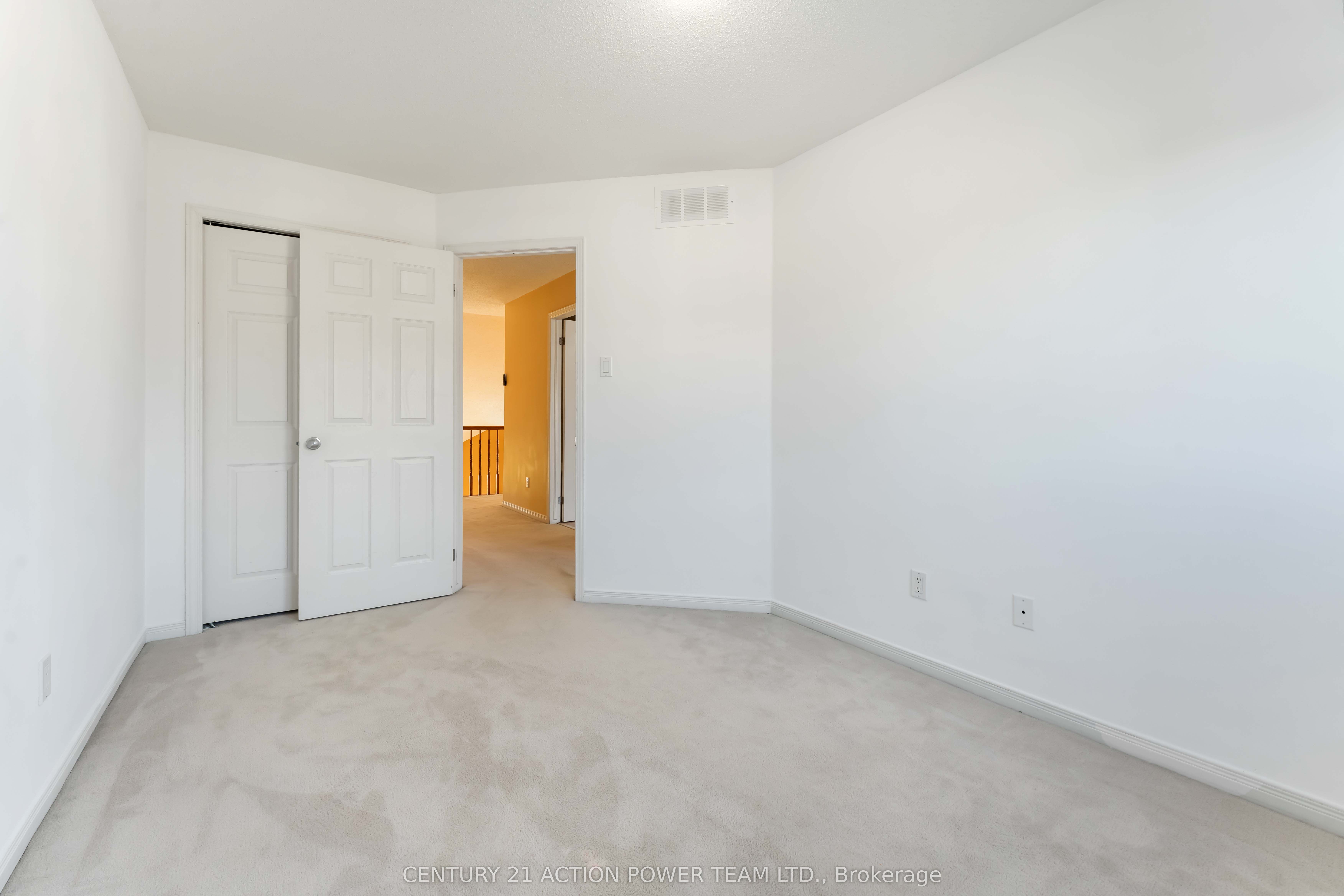 123 Gatestone Private 13 Property Photo 16