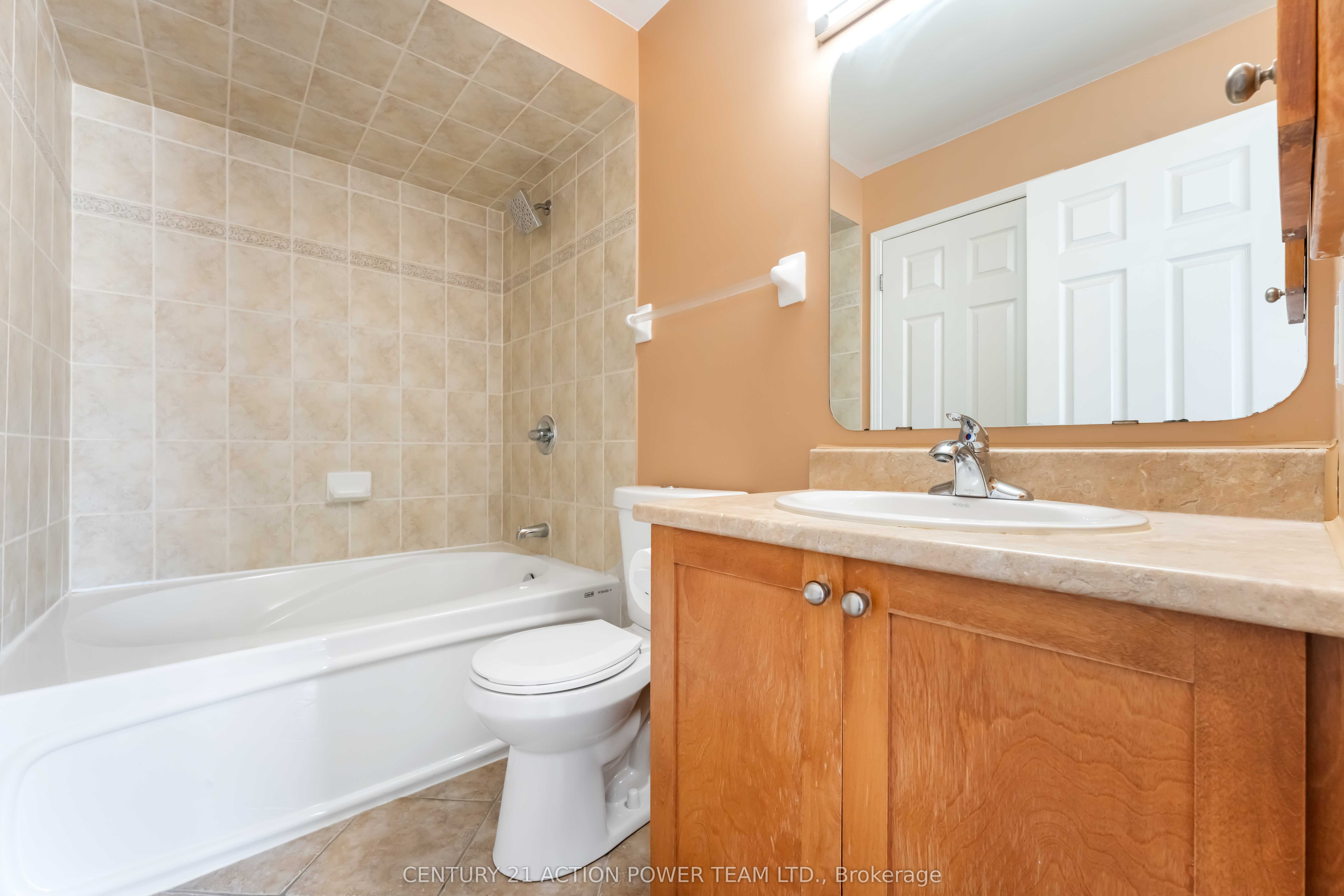 123 Gatestone Private 13 Property Photo 21