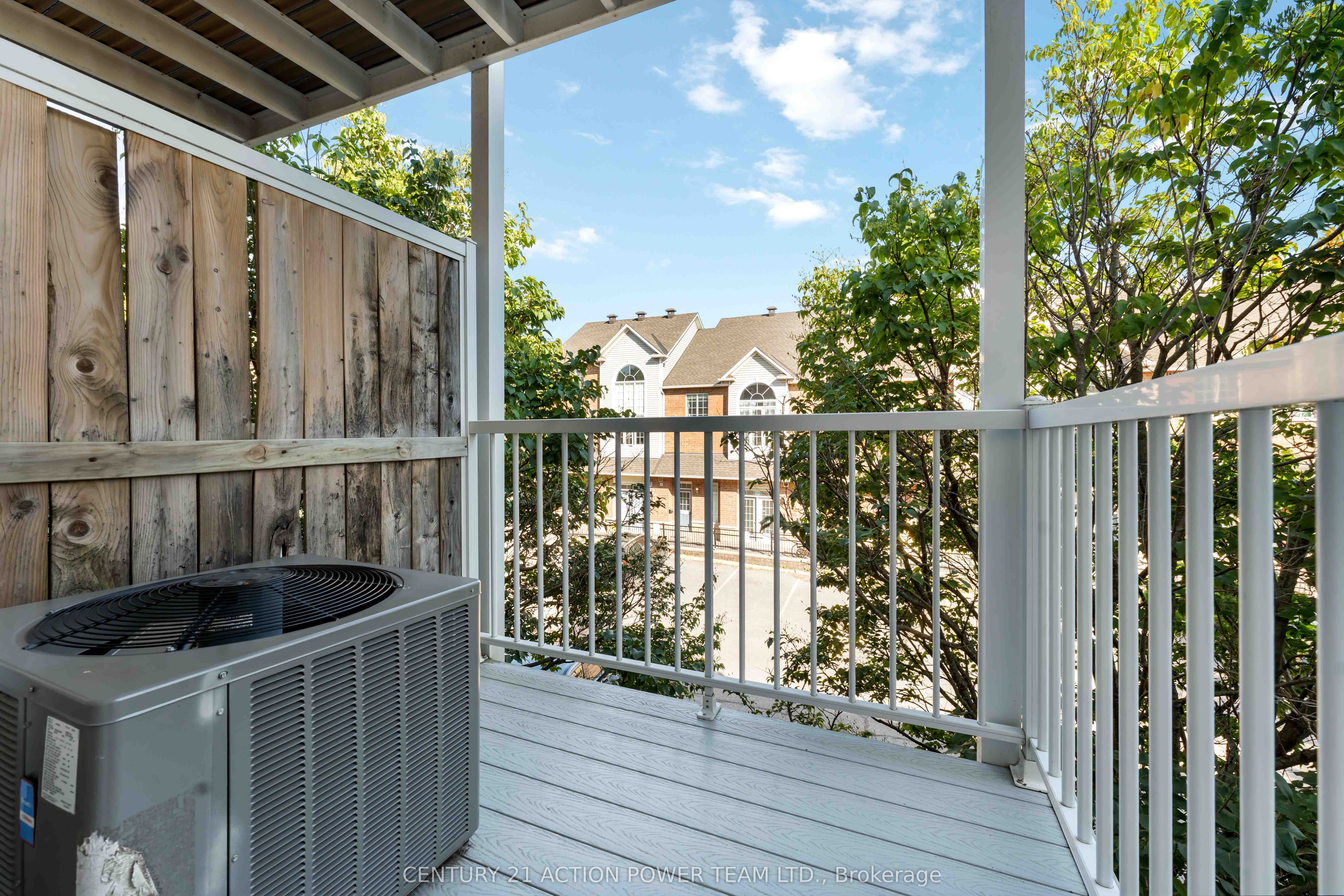 123 Gatestone Private 13 Property Photo 25