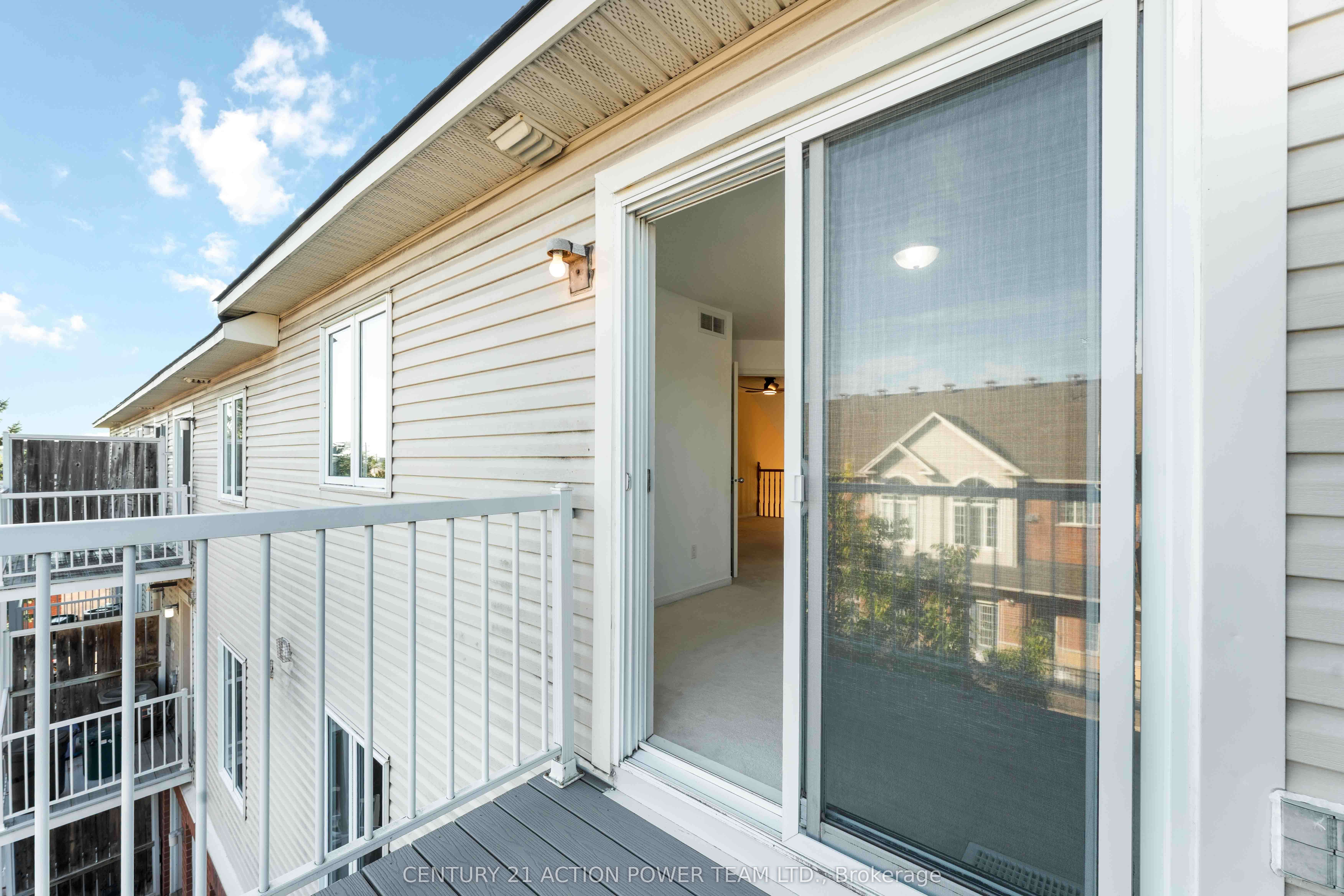 123 Gatestone Private 13 Property Photo 27