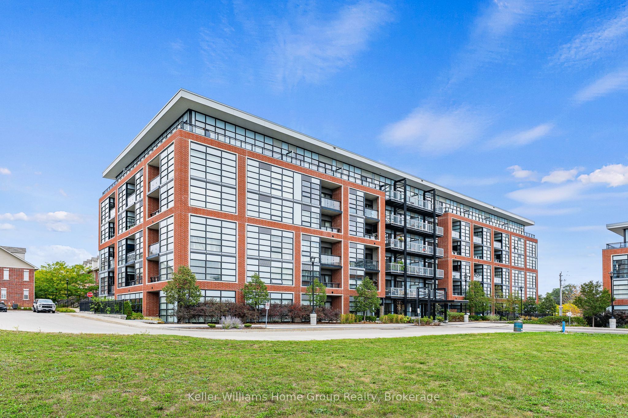 15 Prince Albert Boulevard 503 Property Photo 1