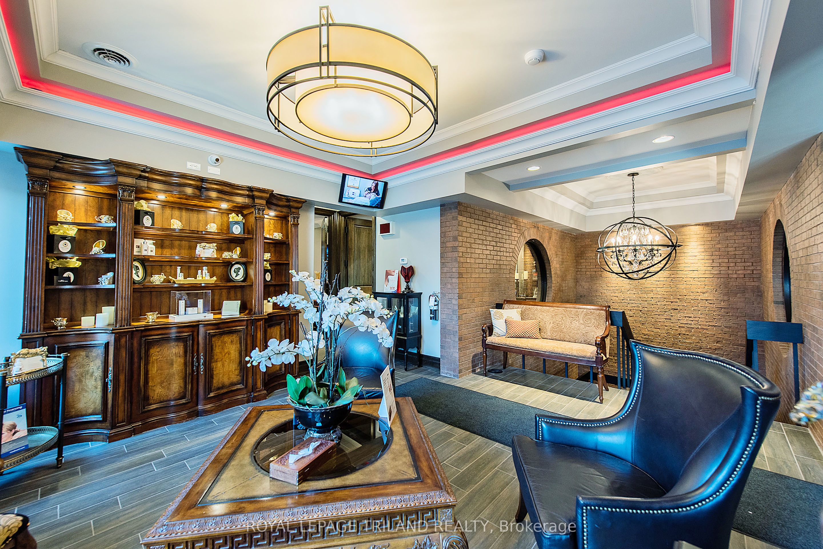 424 Waterloo St Property Photo 14