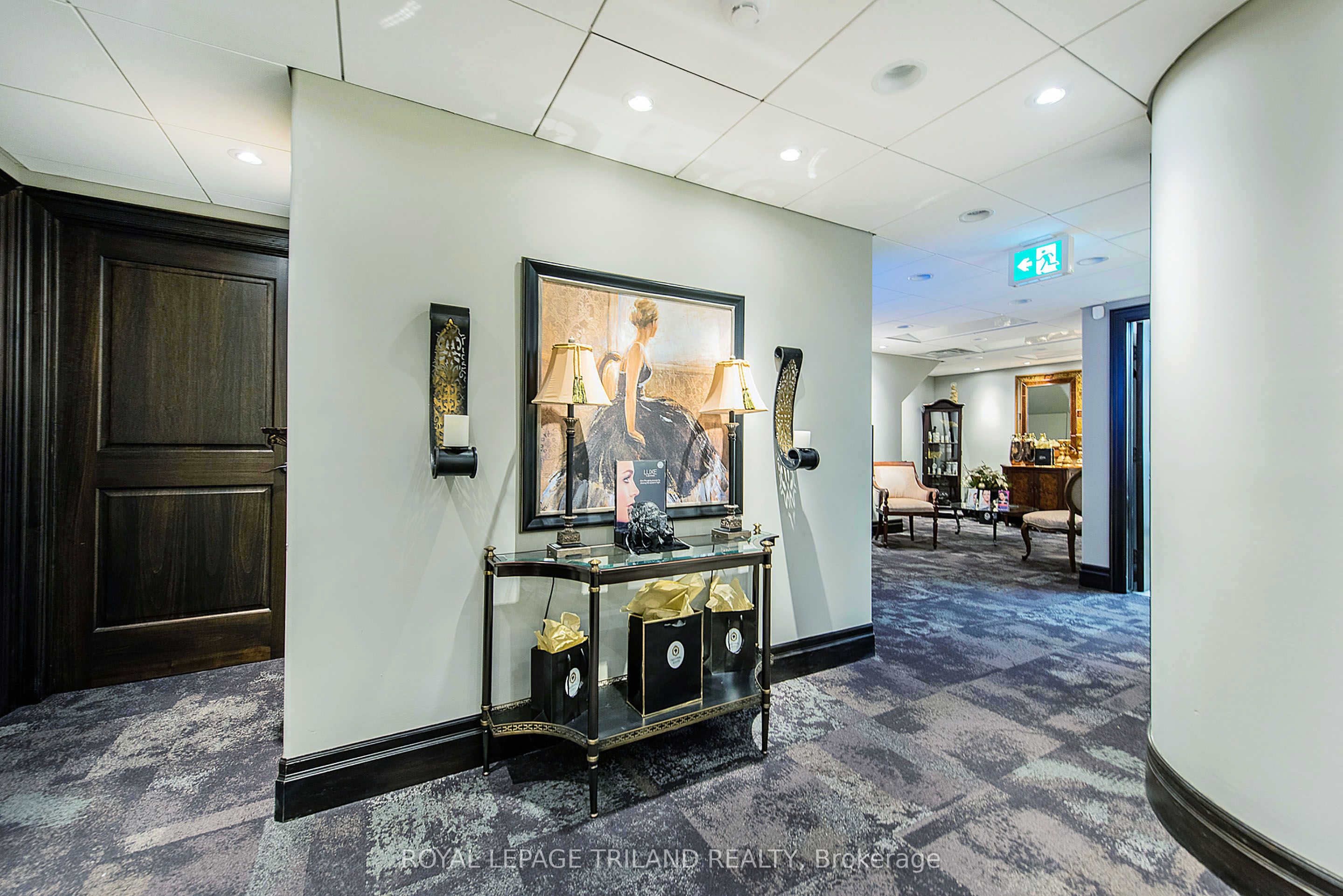 424 Waterloo St Property Photo 37