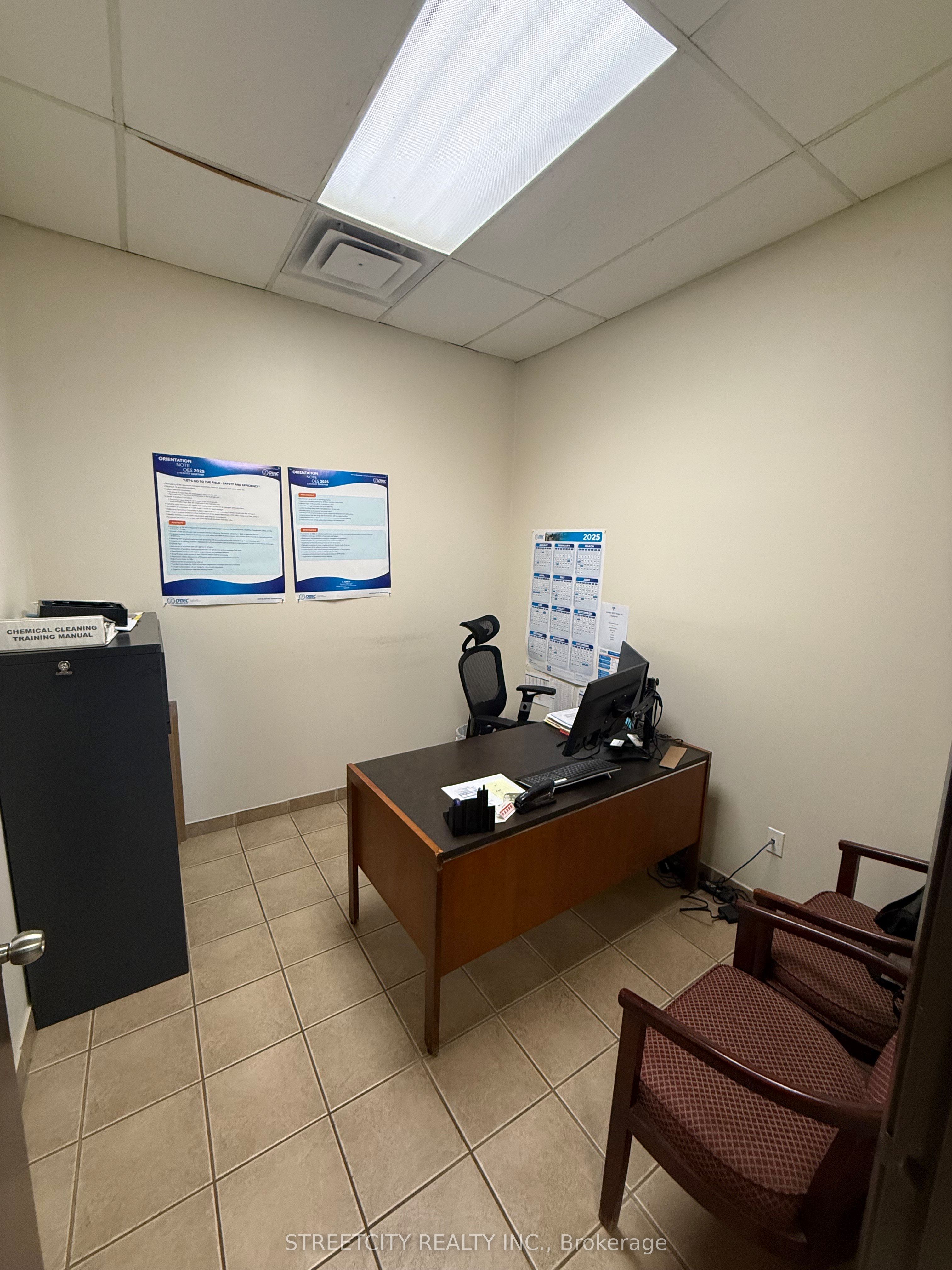 376 Sovereign Road Property Photo 4