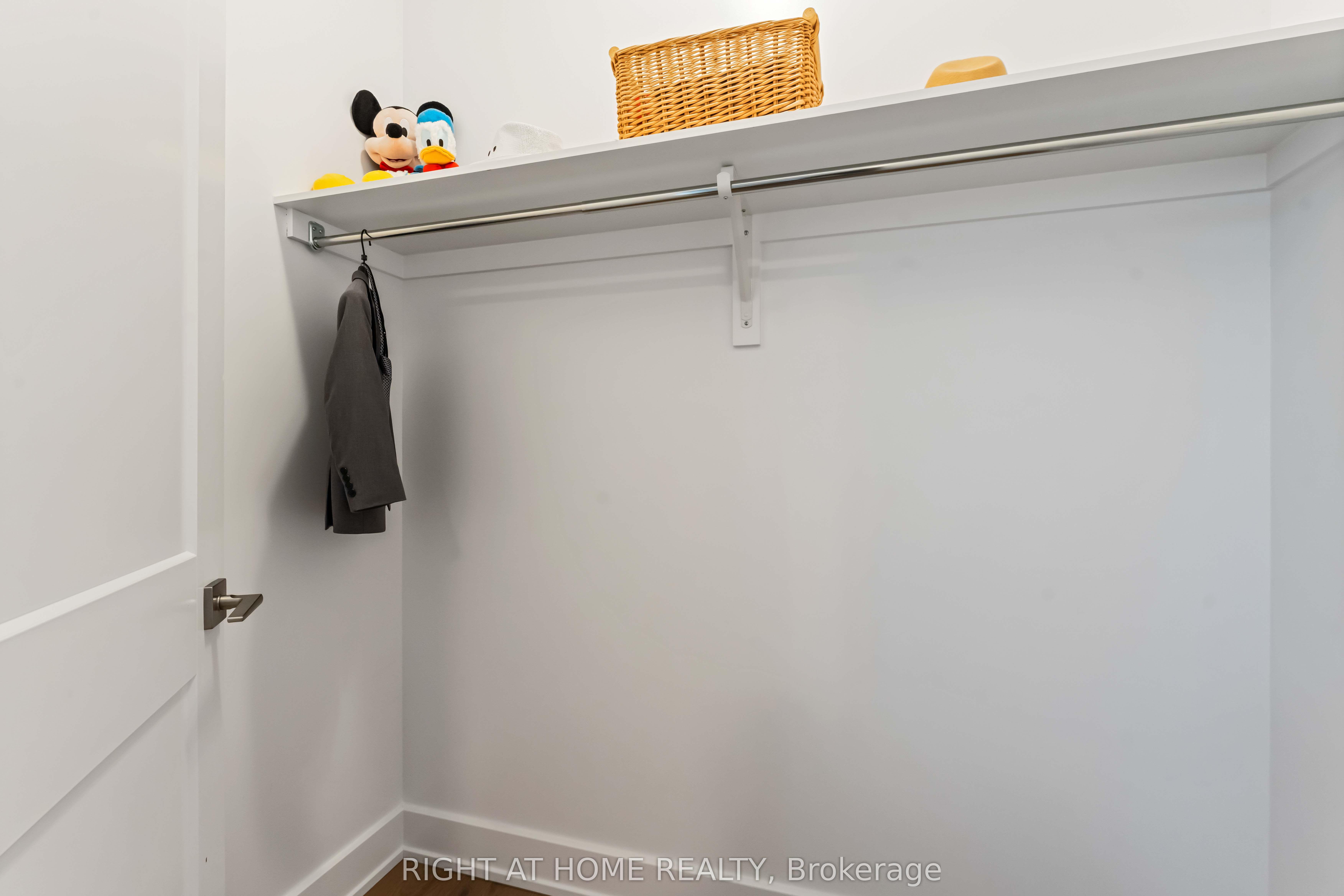 408 Gaelic Glen Ridge Property Photo 24