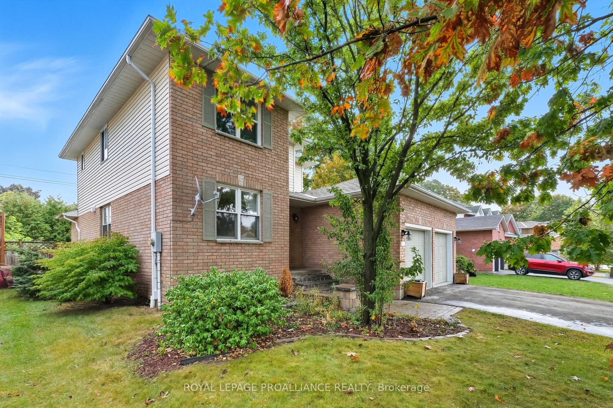 34 Forchuk Crescent Property Photo 1