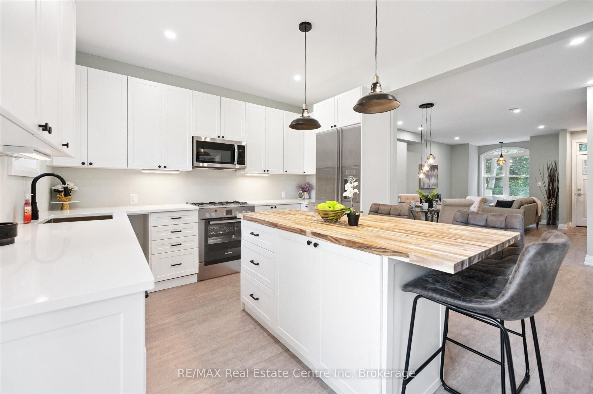 68 Spruce Street Property Photo 7