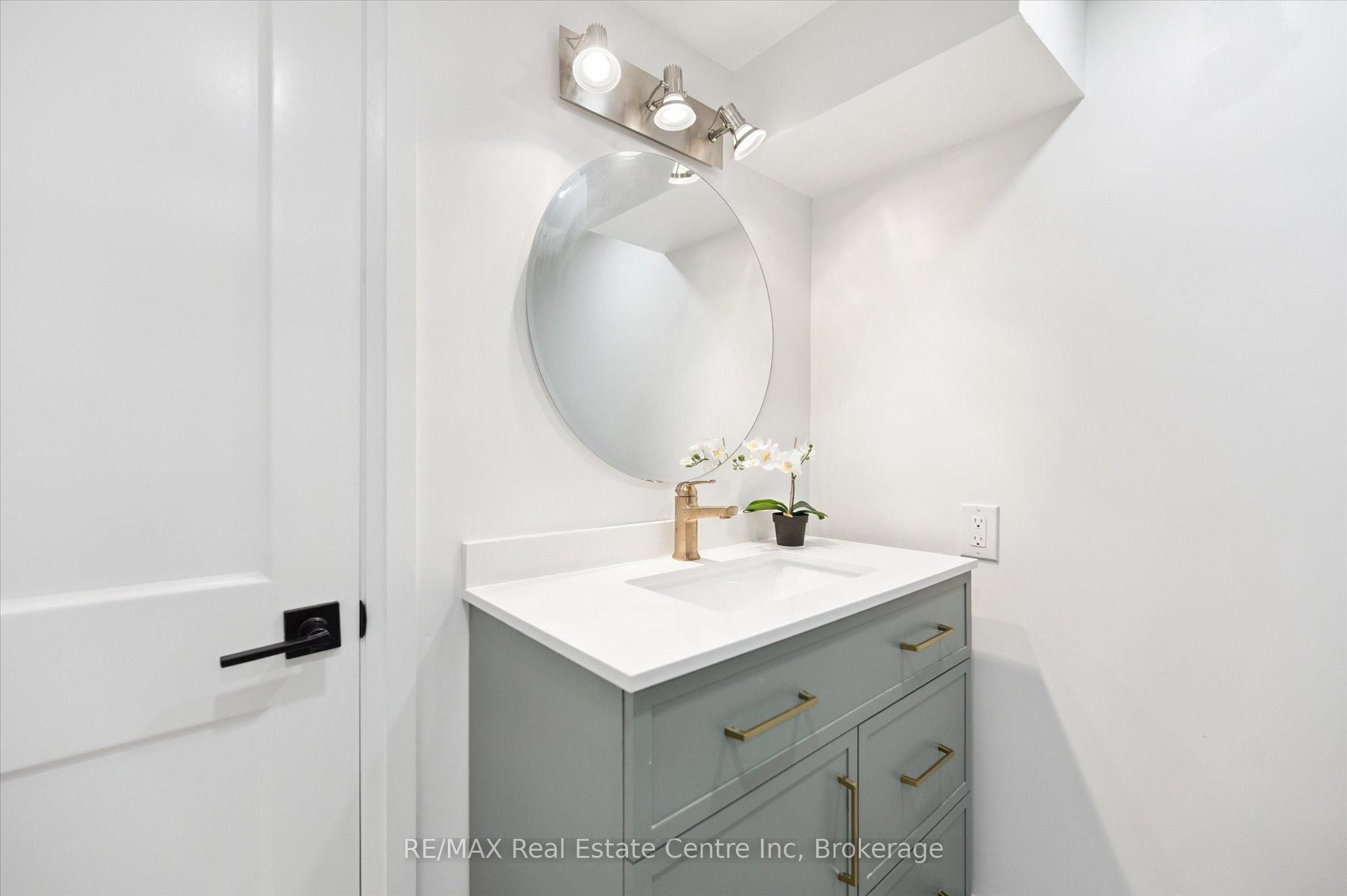 68 Spruce Street Property Photo 17