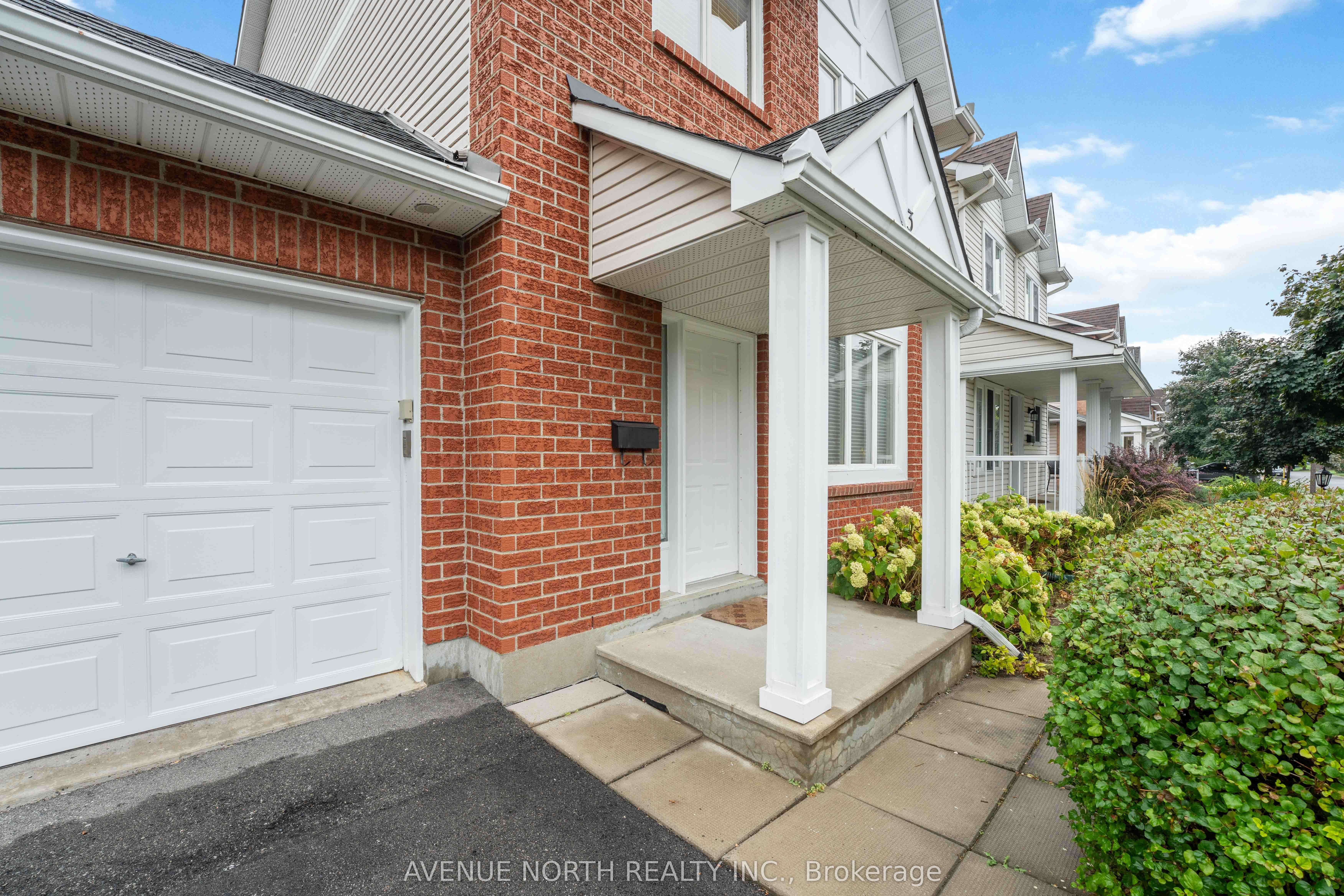 3 Windhurst Drive Property Photo 2