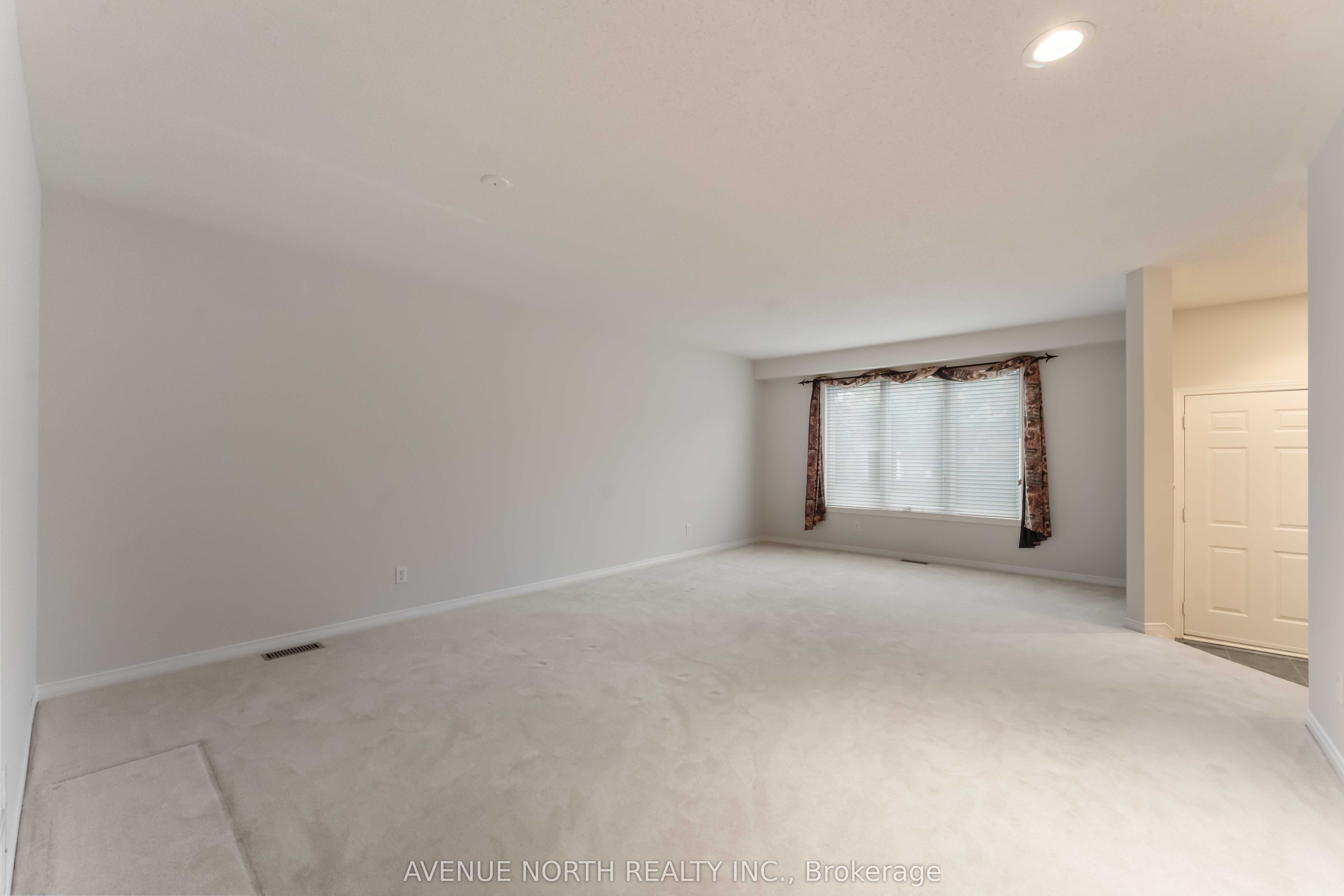 3 Windhurst Drive Property Photo 5