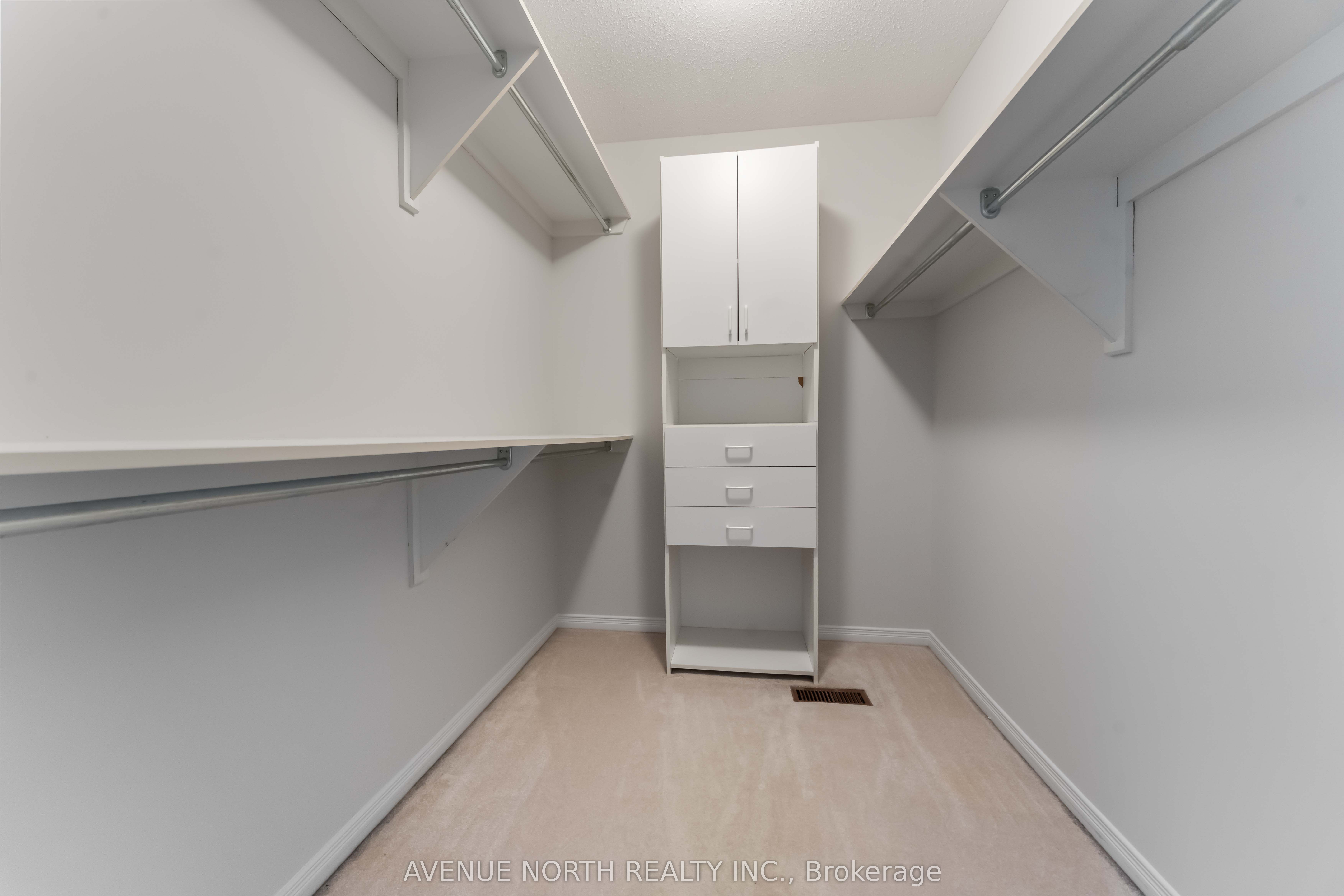 3 Windhurst Drive Property Photo 16