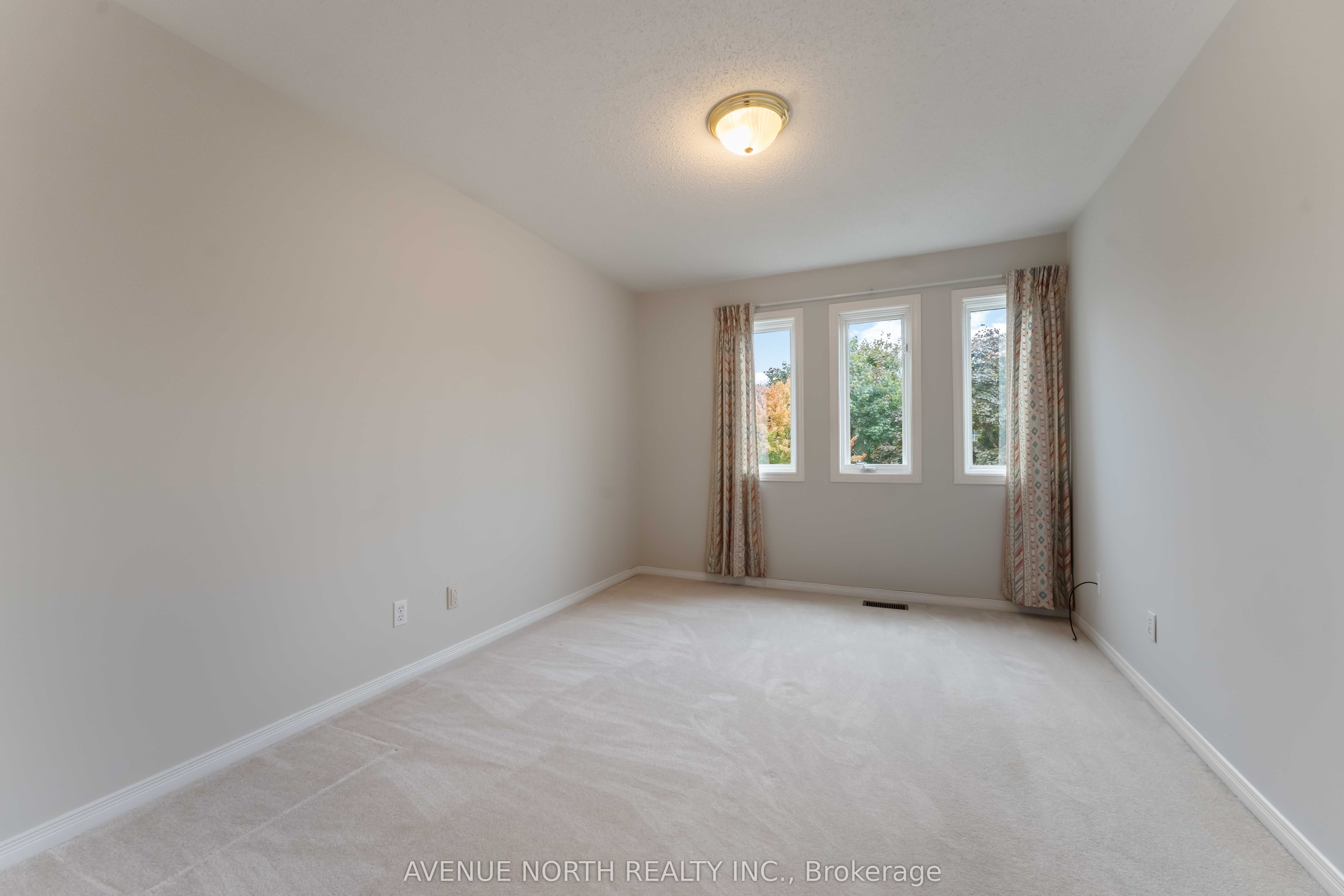 3 Windhurst Drive Property Photo 19