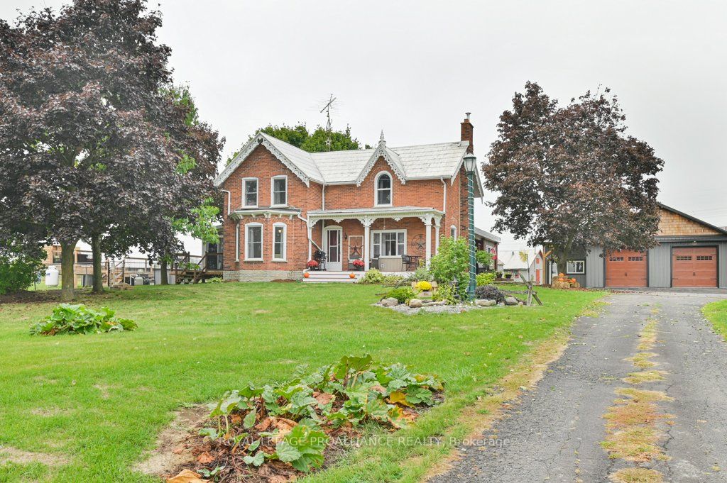 1423 Blessington Road Property Photo 2