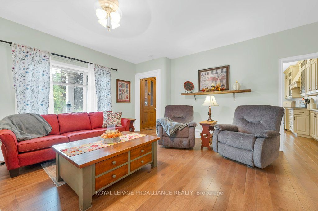 1423 Blessington Road Property Photo 12